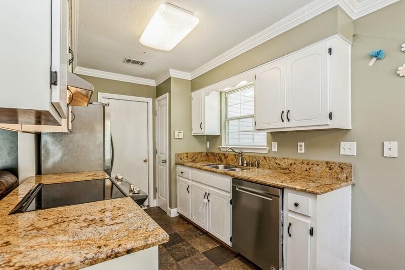 KINGS CROSSING PH II LOT 28 BLK 1 - Residential