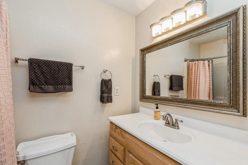 KINGS CROSSING PH II LOT 28 BLK 1 - Residential