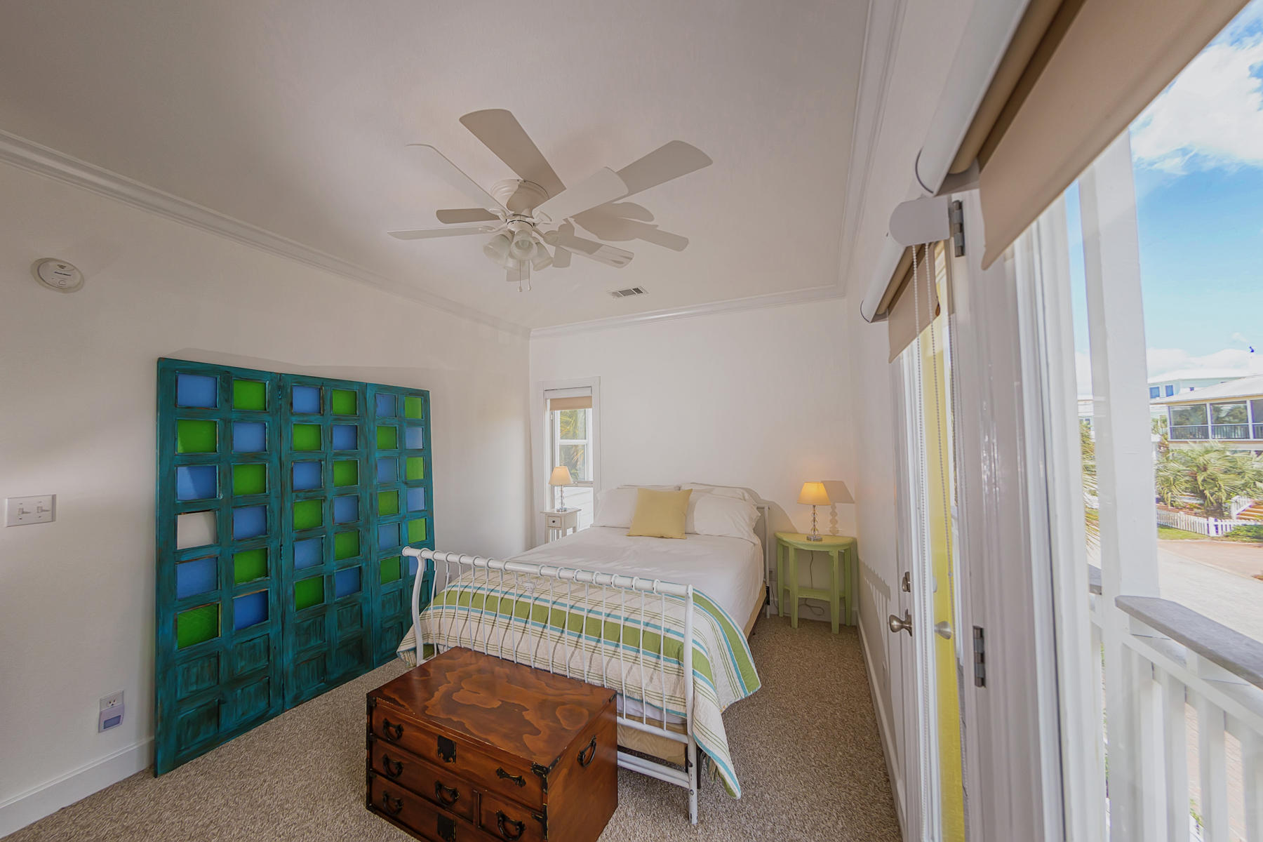 SUNRISE BEACH - Residential