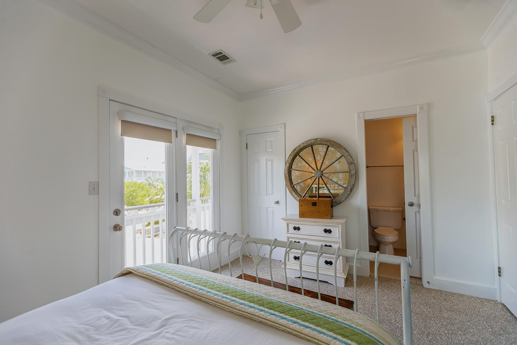 SUNRISE BEACH - Residential