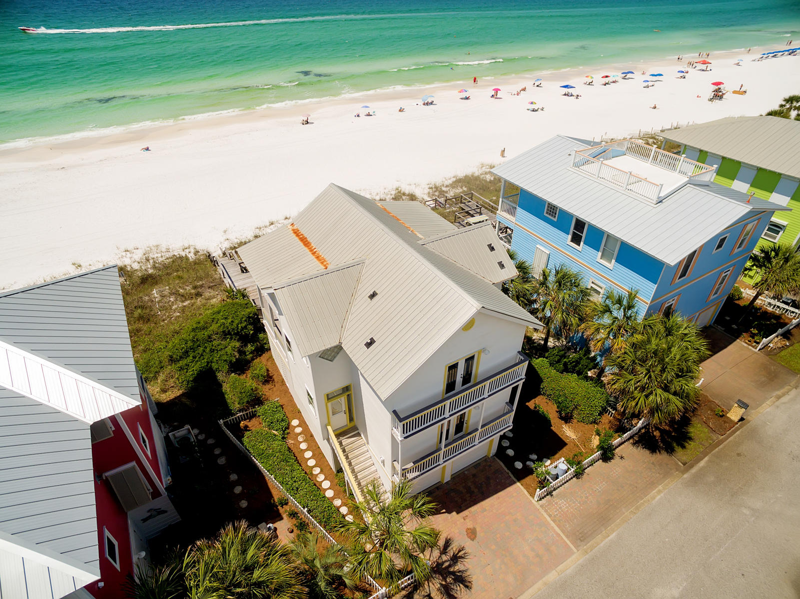 SUNRISE BEACH - Residential