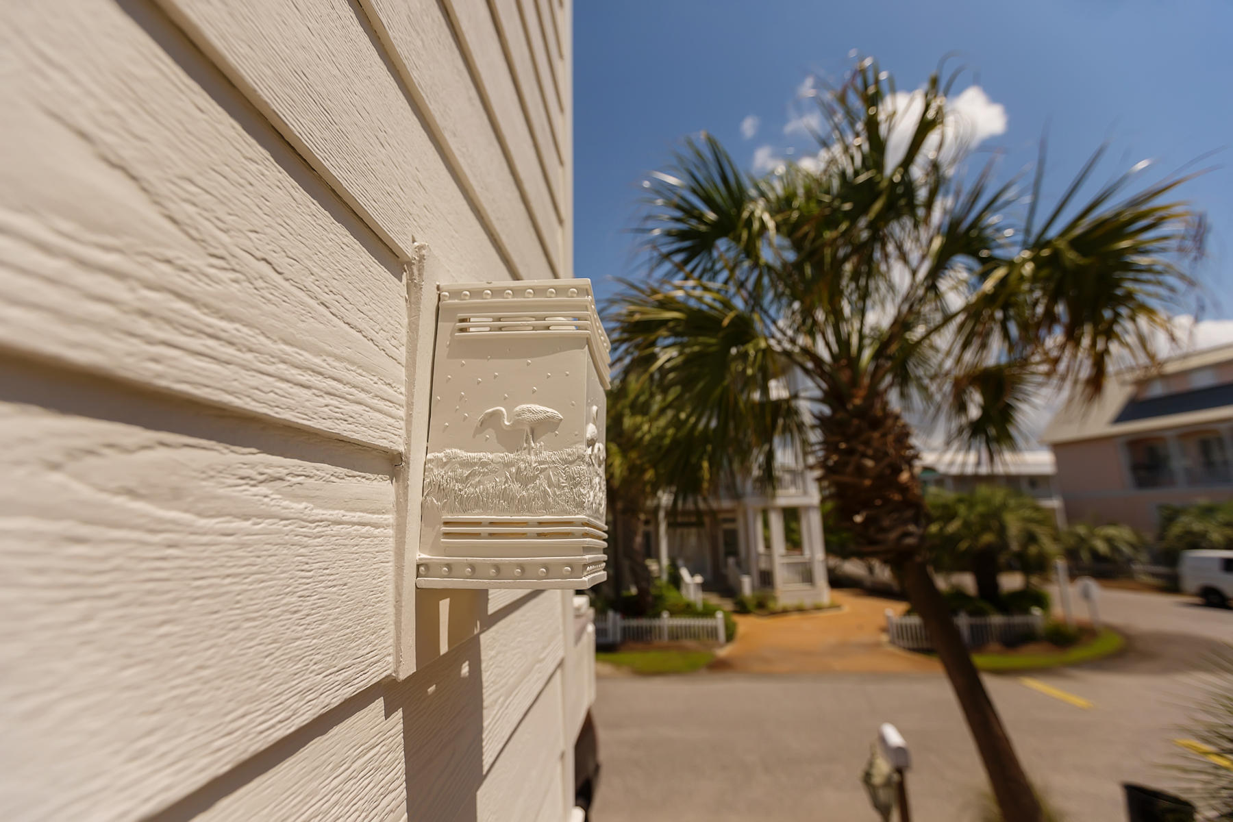 SUNRISE BEACH - Residential