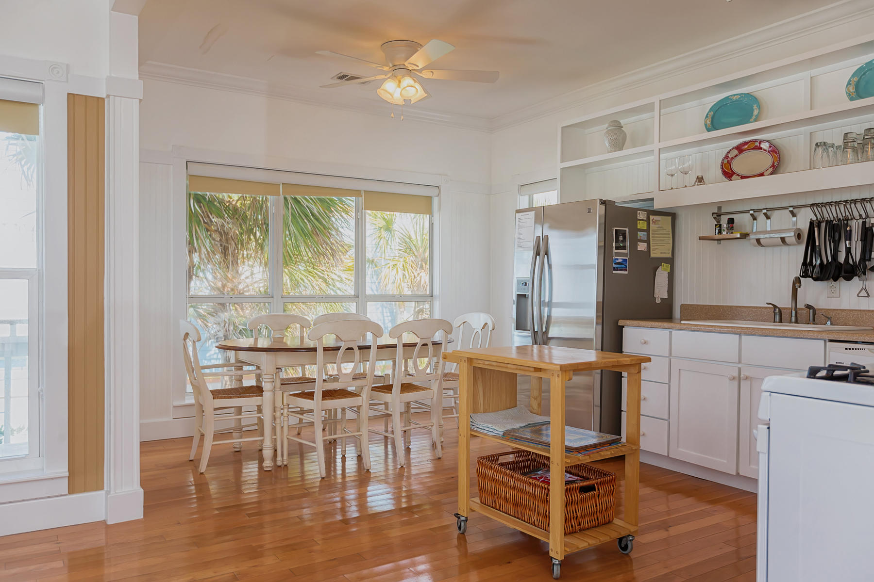 SUNRISE BEACH - Residential