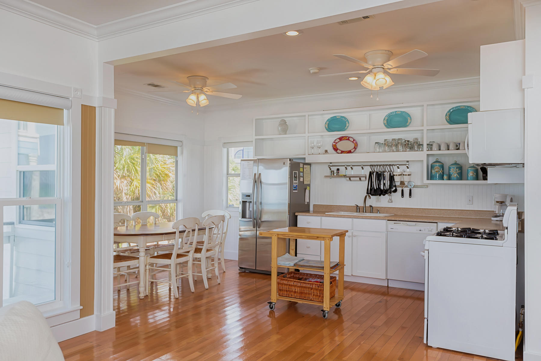 SUNRISE BEACH - Residential