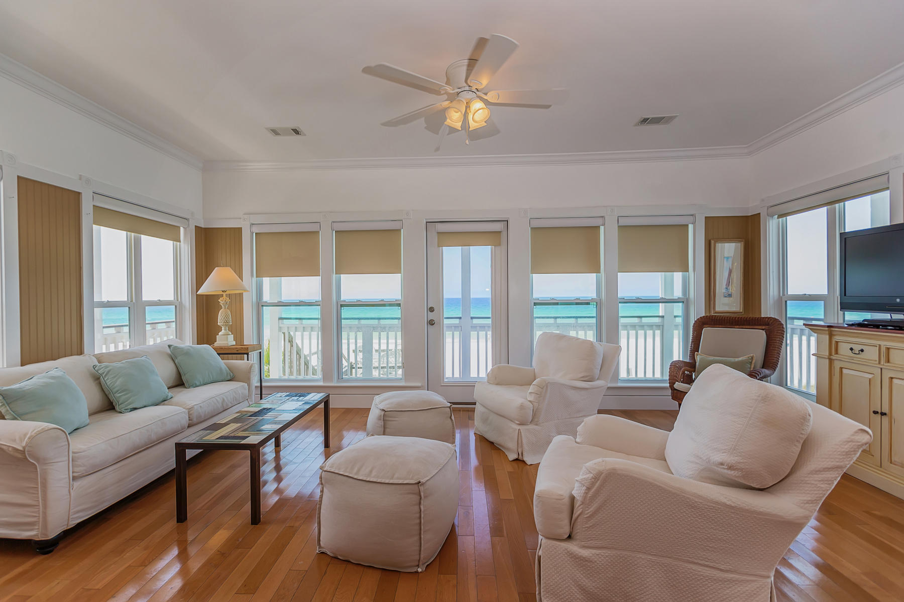 SUNRISE BEACH - Residential