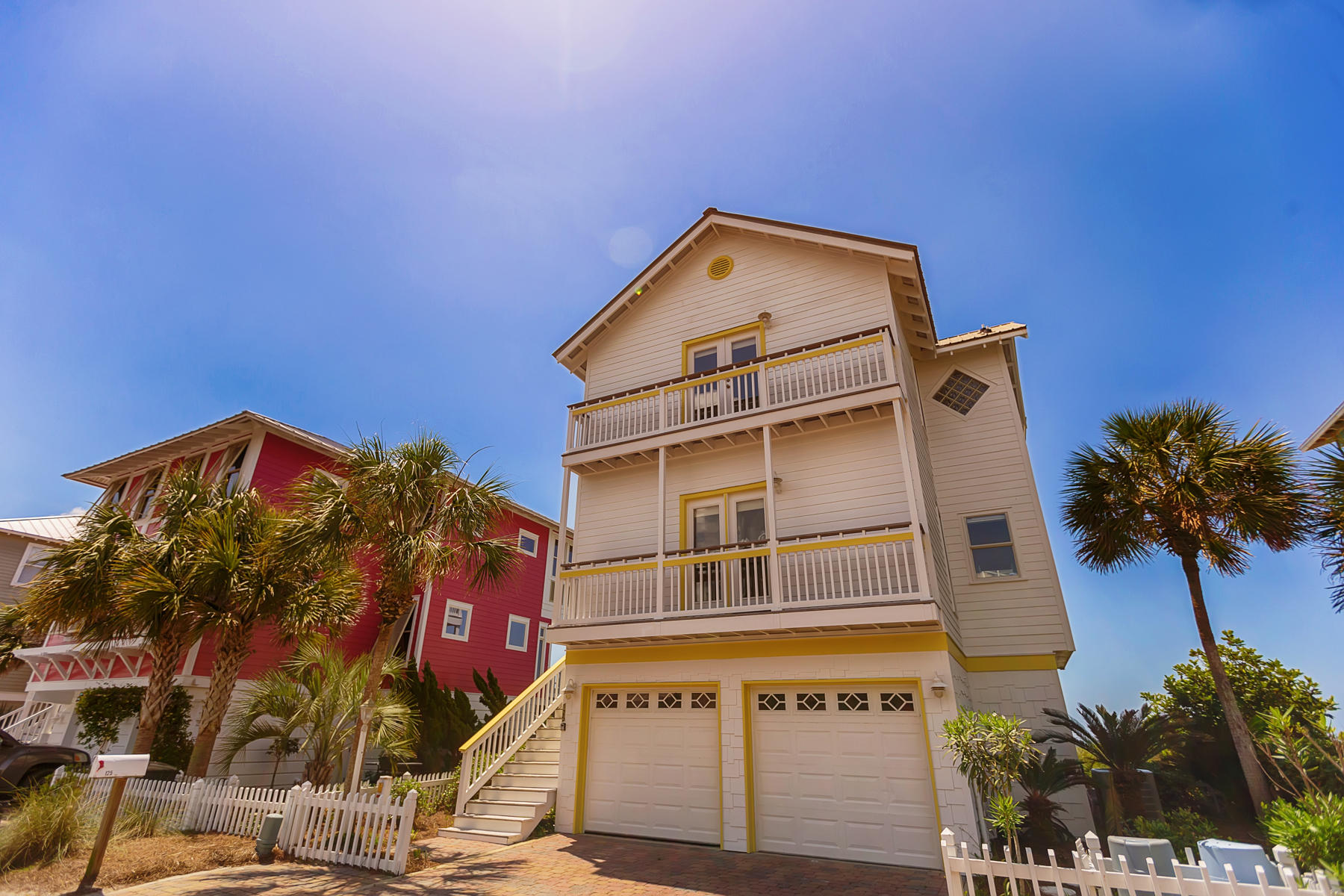 SUNRISE BEACH - Residential