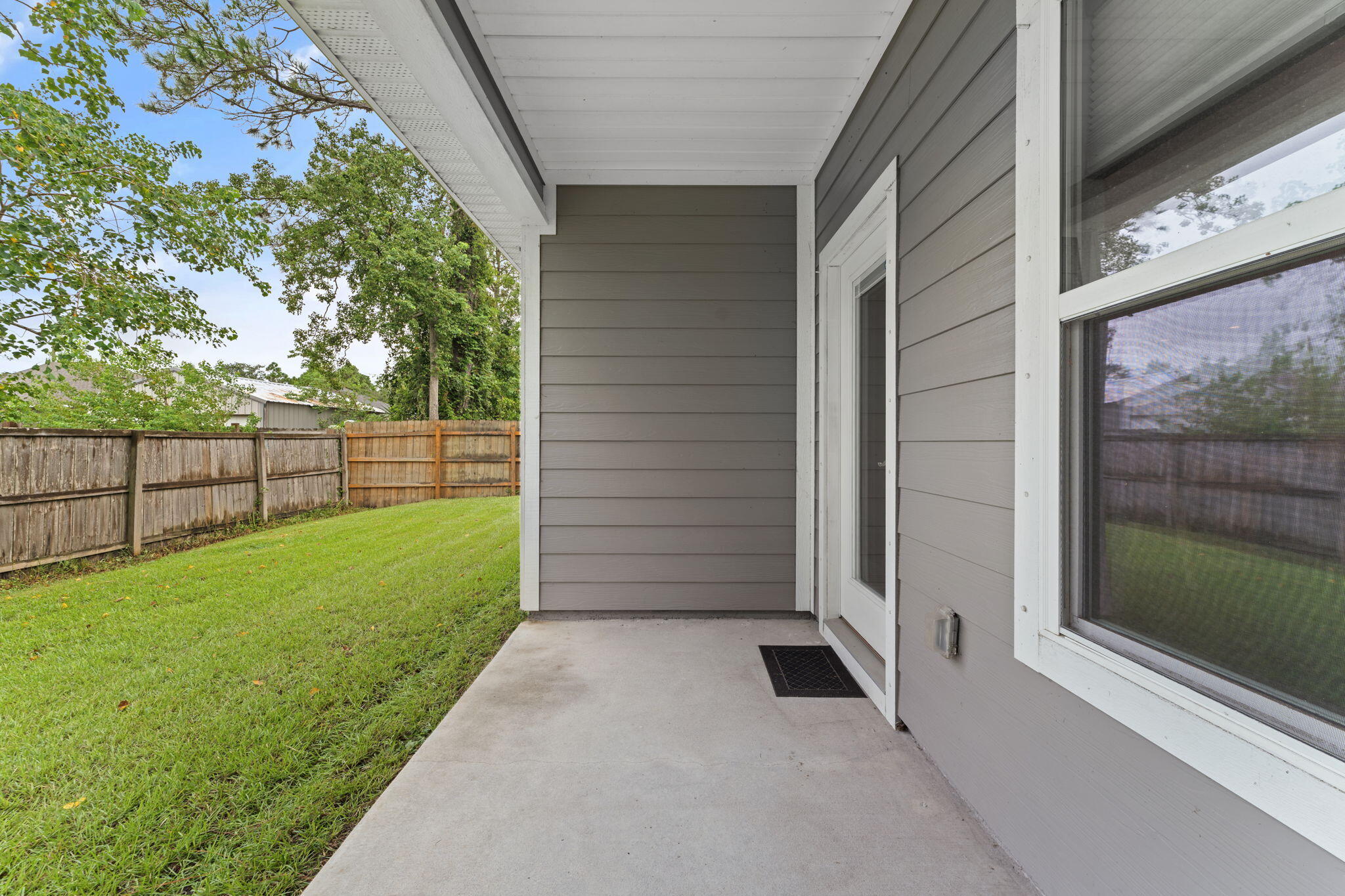 CRESCENT SHORES - Residential