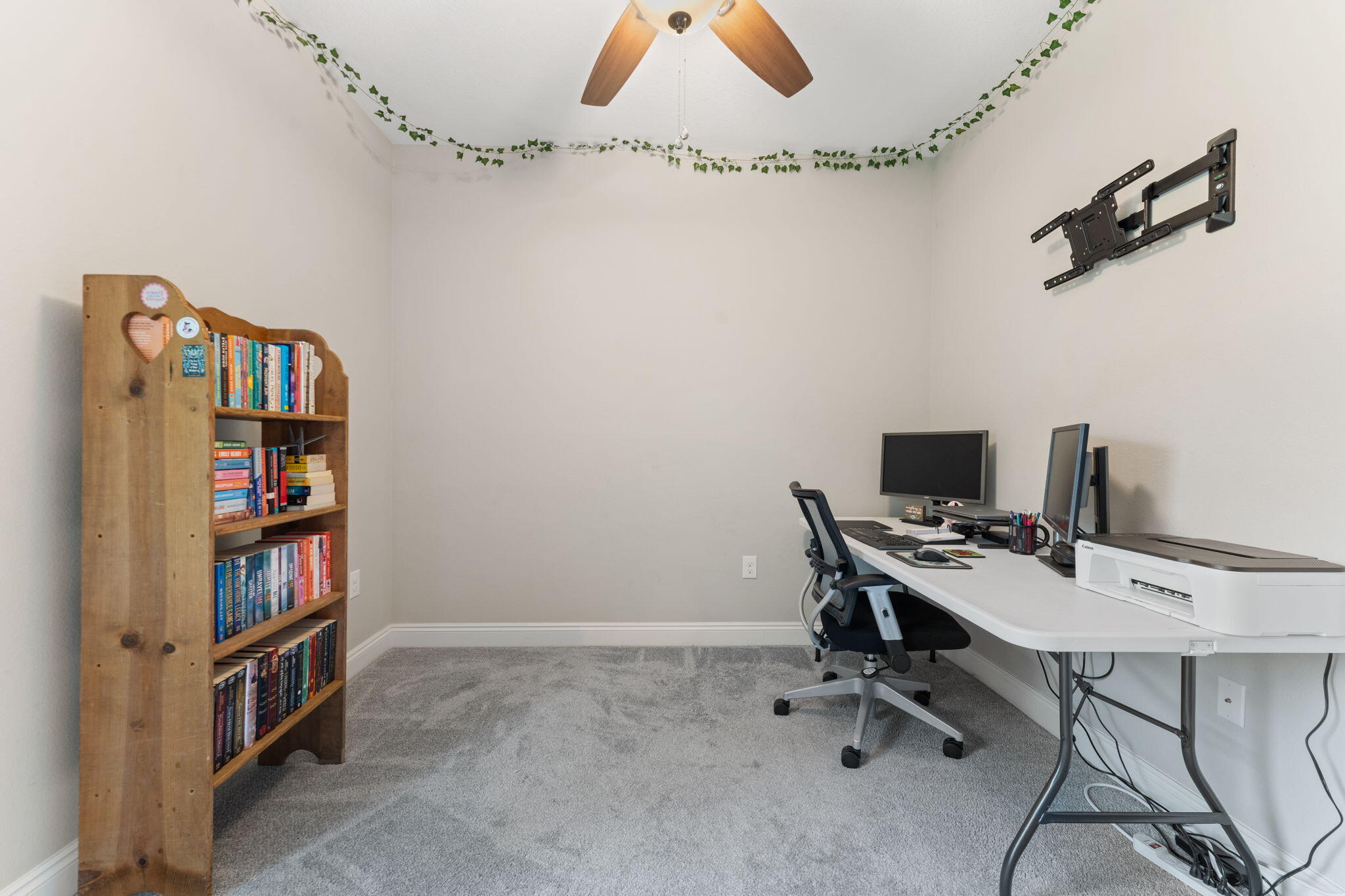 CRESCENT SHORES - Residential