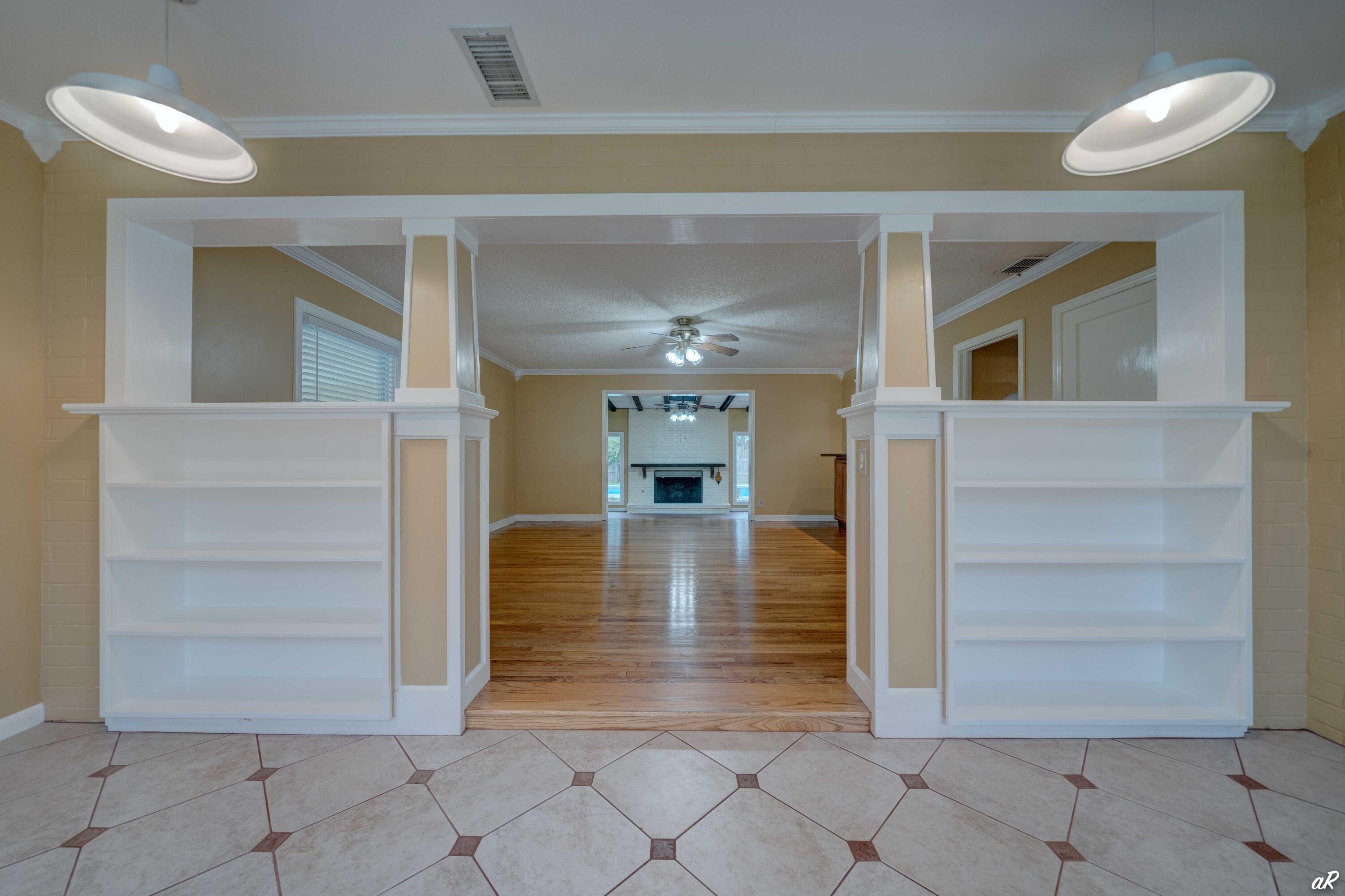 COVE TERRACE 2ND ADDN - Residential
