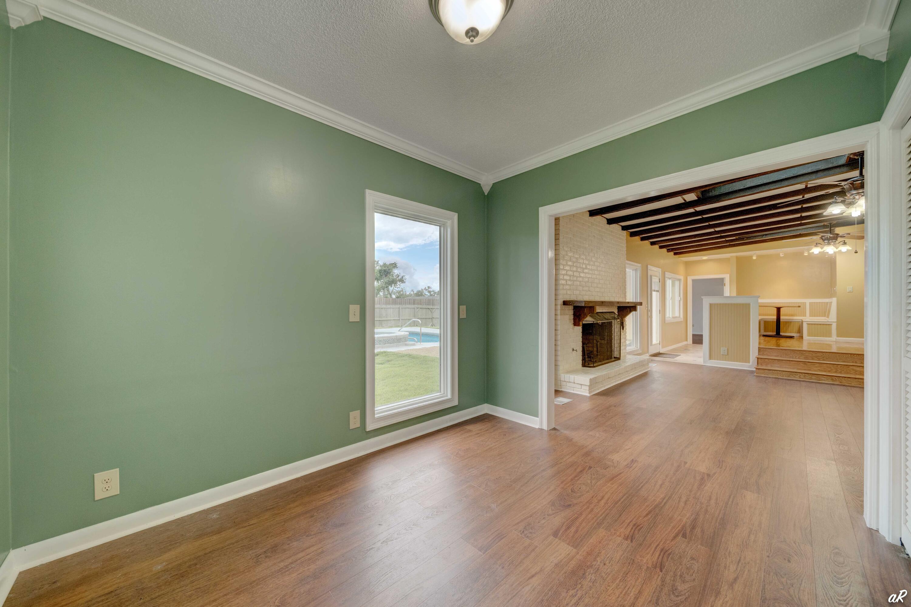 COVE TERRACE 2ND ADDN - Residential