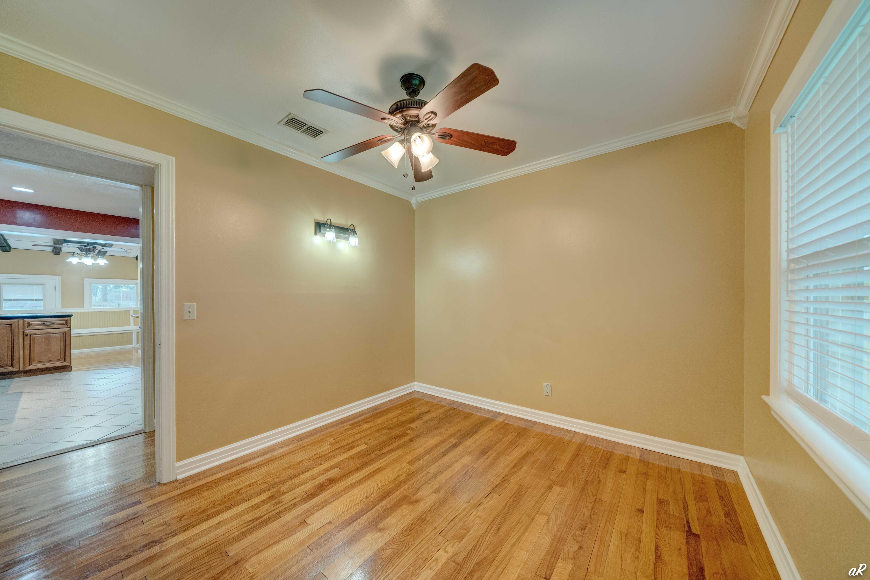 COVE TERRACE 2ND ADDN - Residential