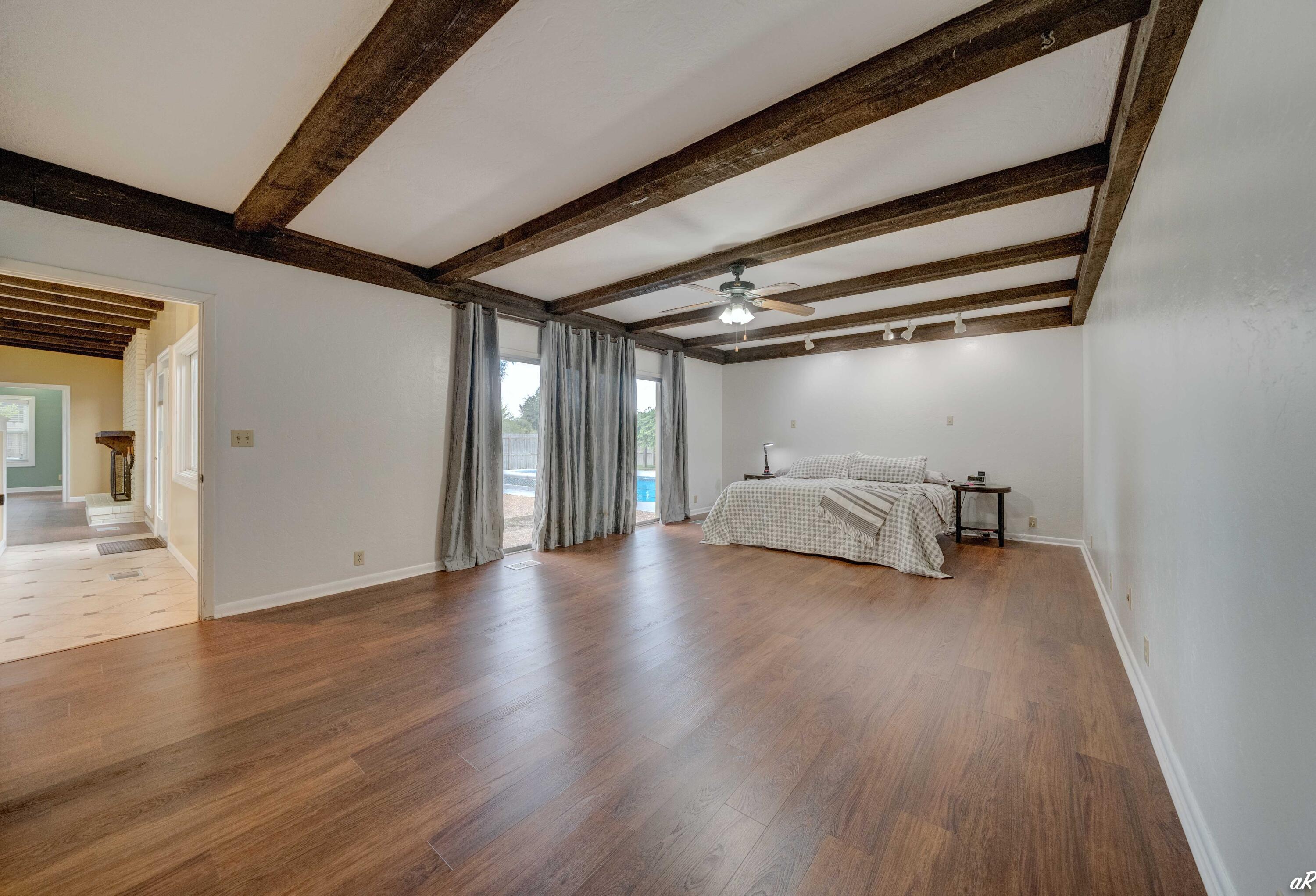 COVE TERRACE 2ND ADDN - Residential