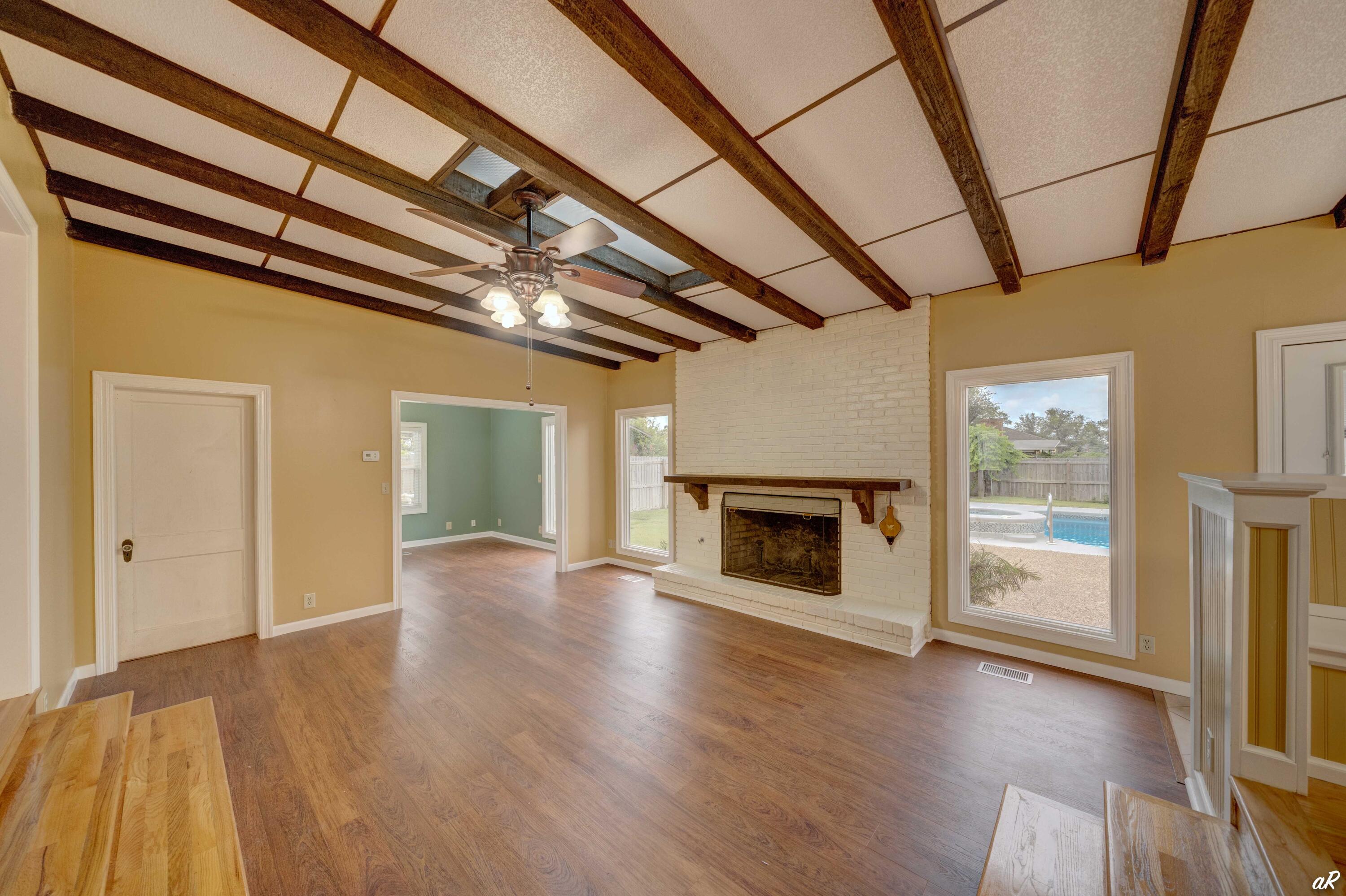 COVE TERRACE 2ND ADDN - Residential
