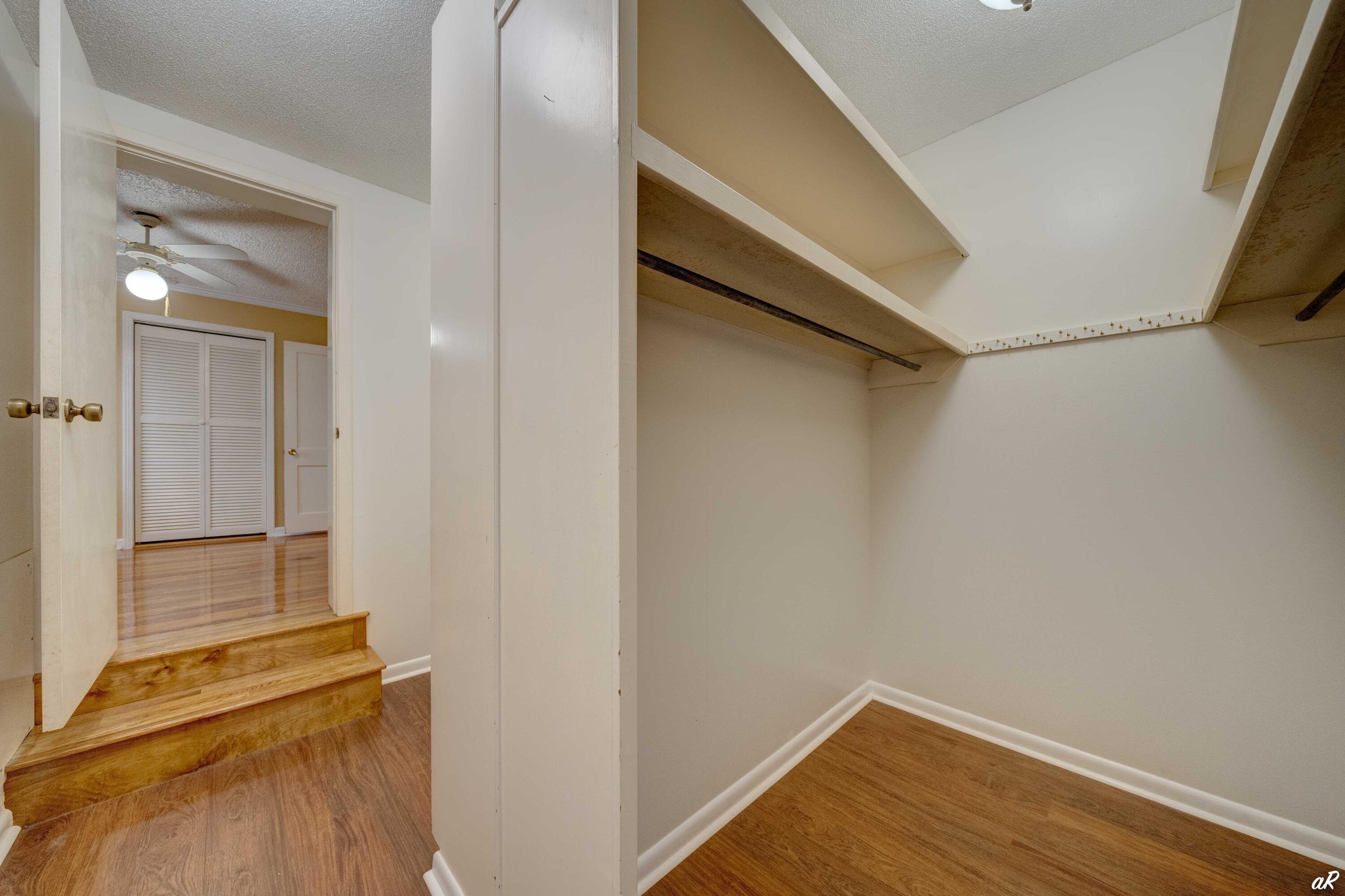 COVE TERRACE 2ND ADDN - Residential