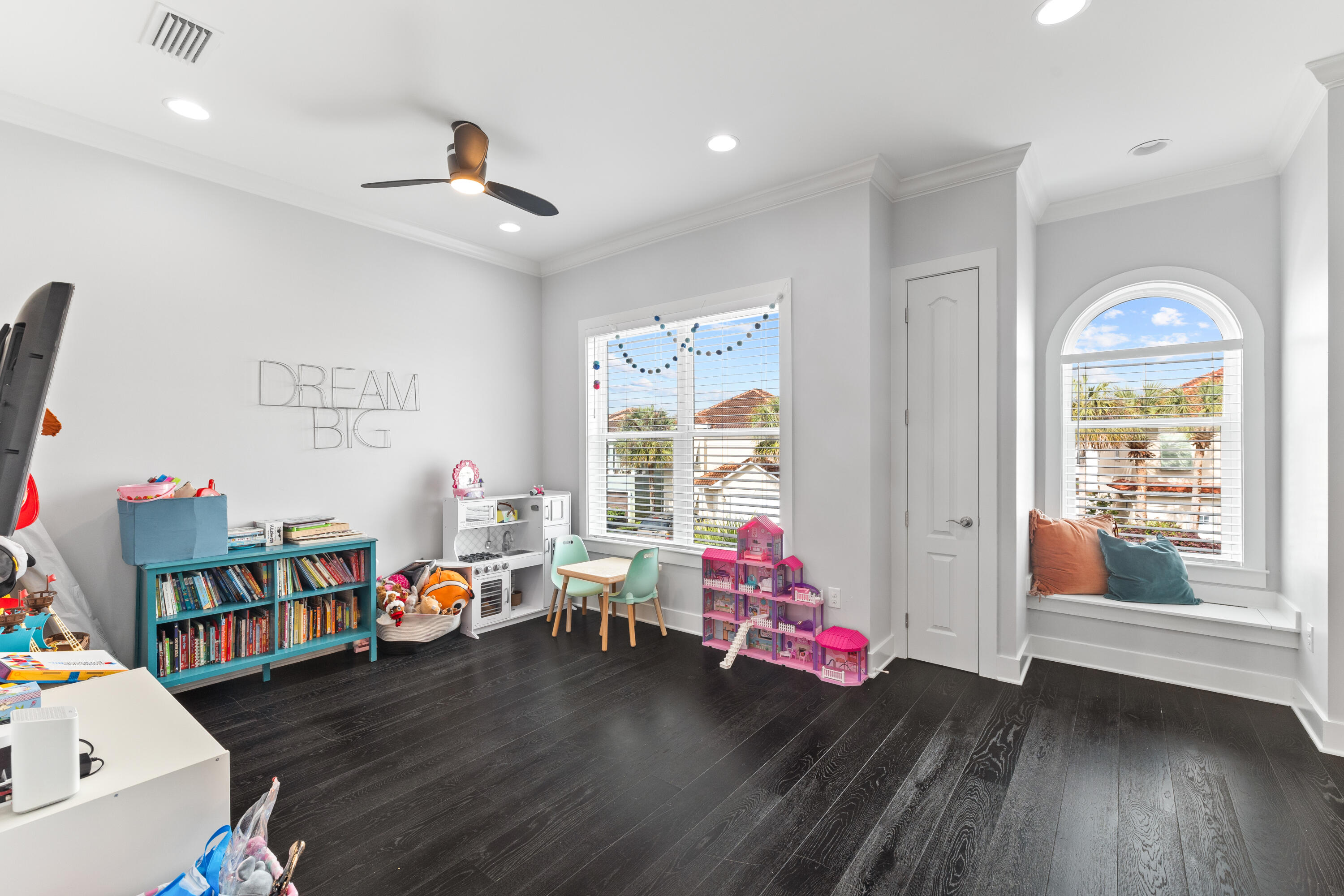 CALUSA BAY S/D - Residential