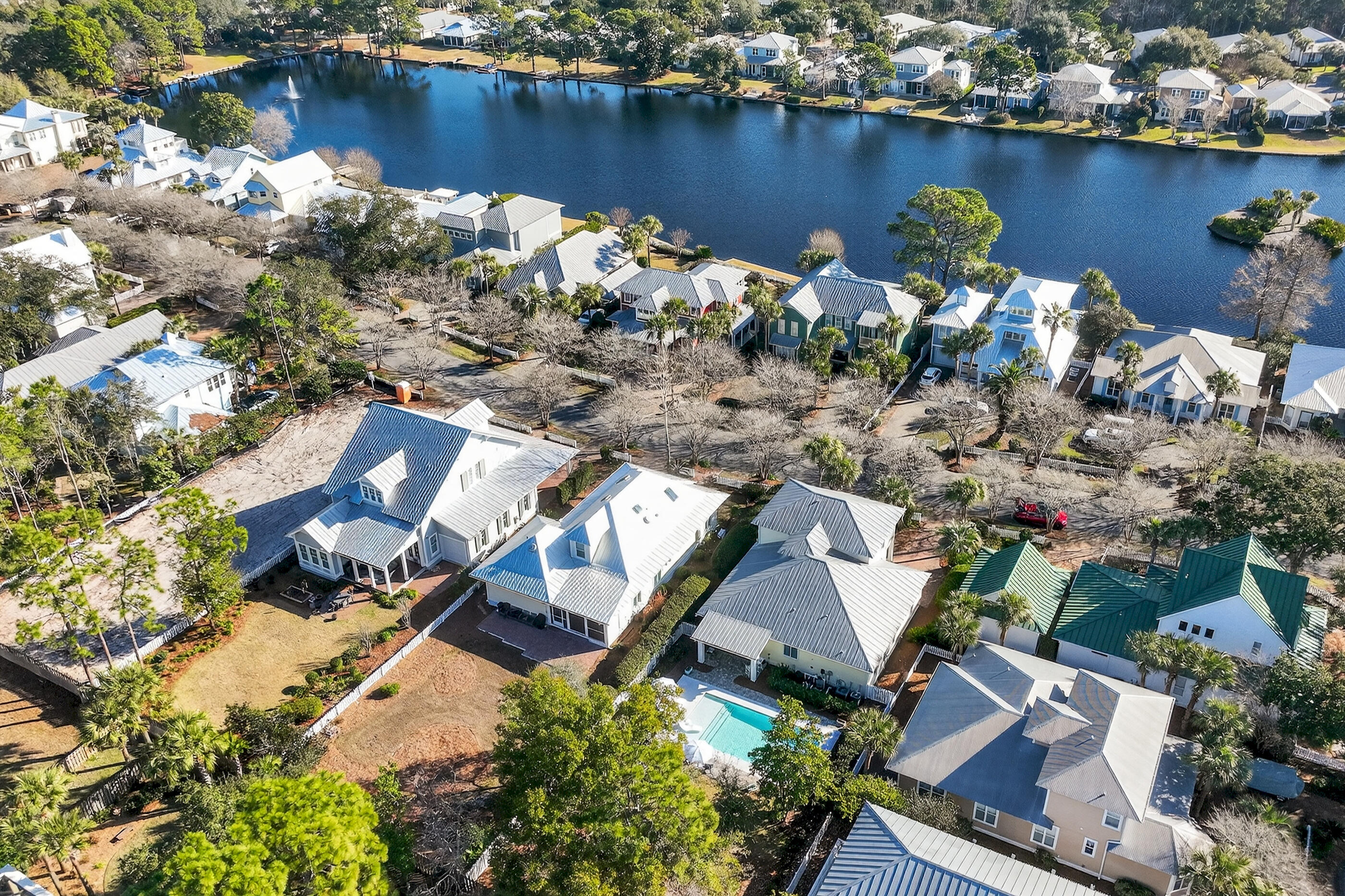 CRYSTAL LAKE  I - Residential