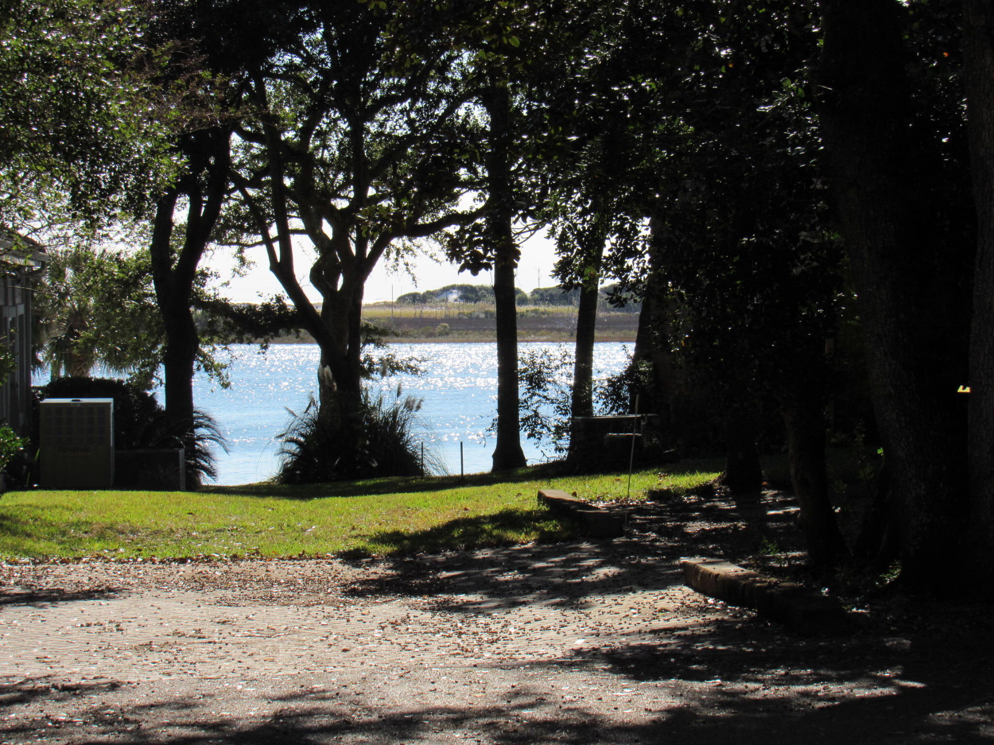 SHADY LANE - Residential