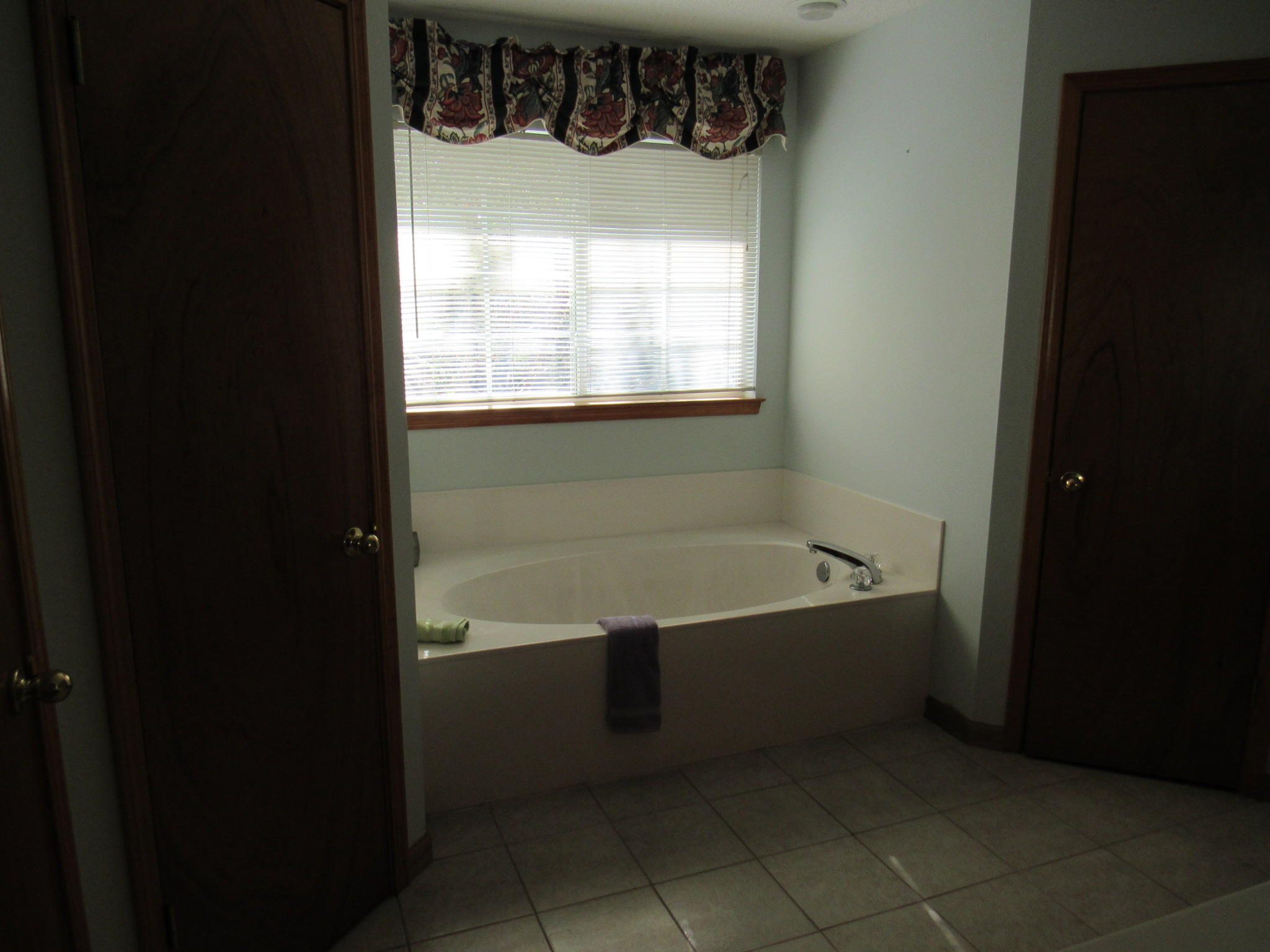 SHADY LANE - Residential