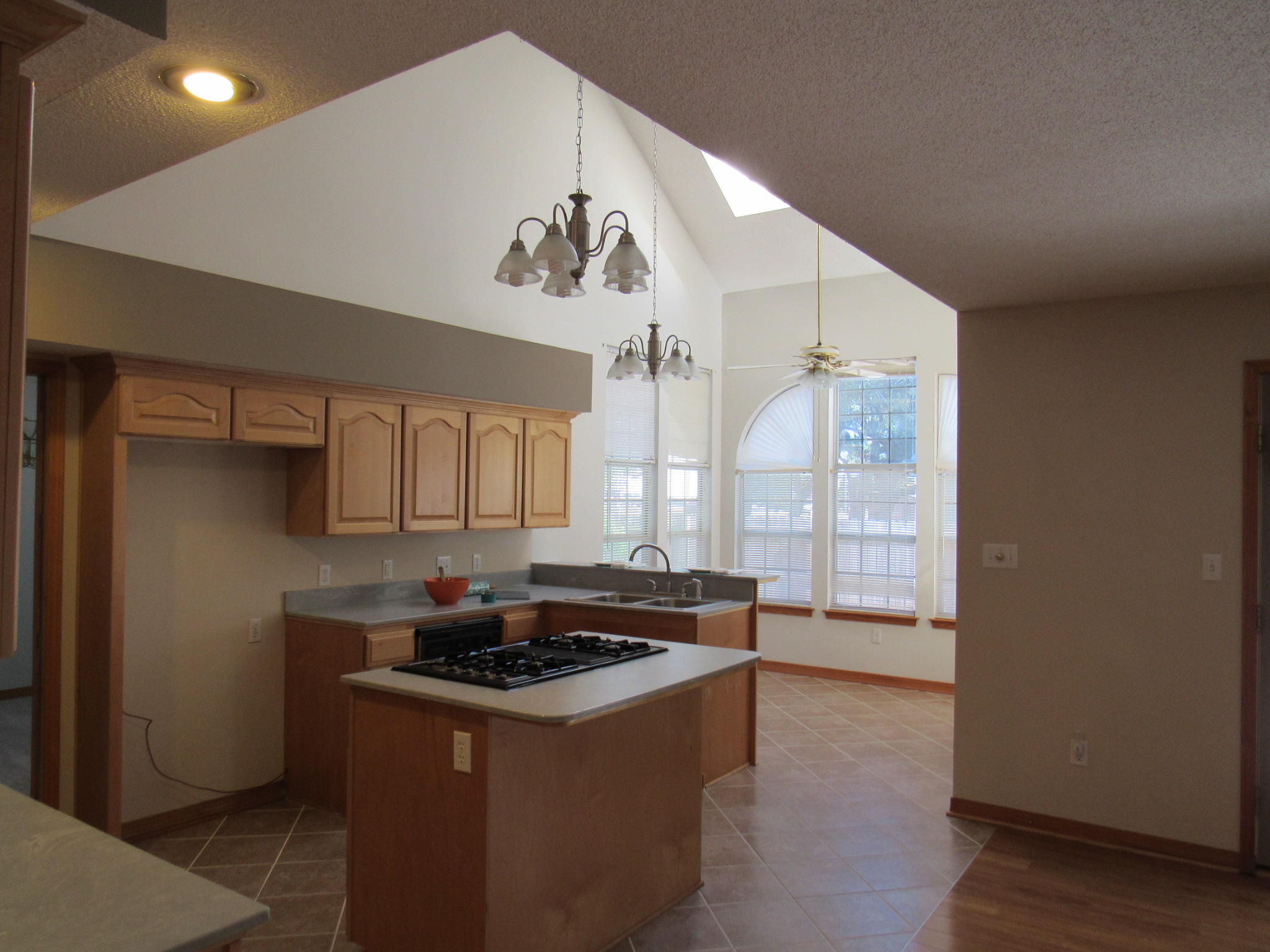 SHADY LANE - Residential