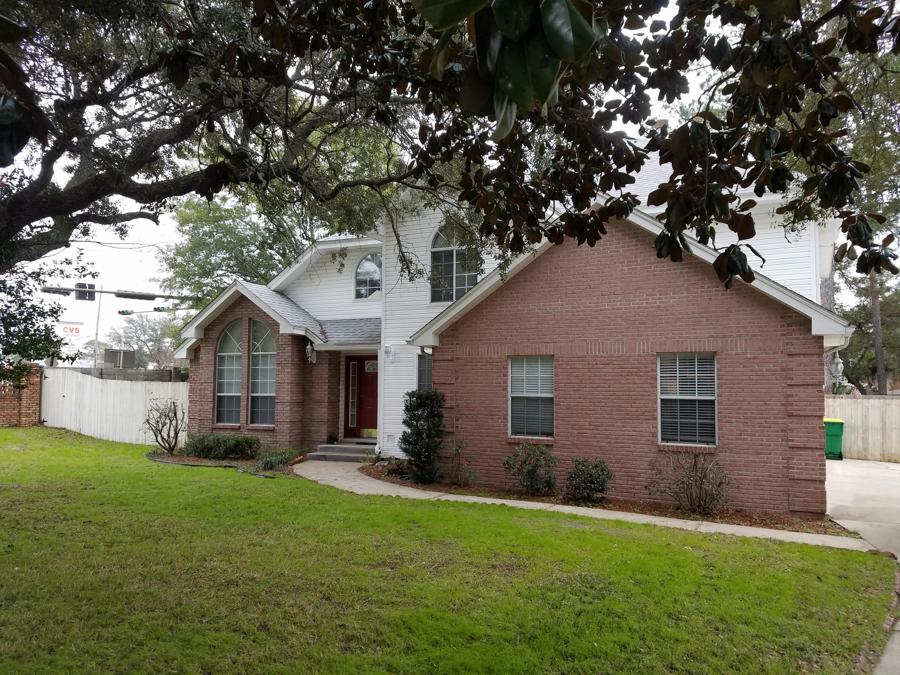 SHADY LANE - Residential