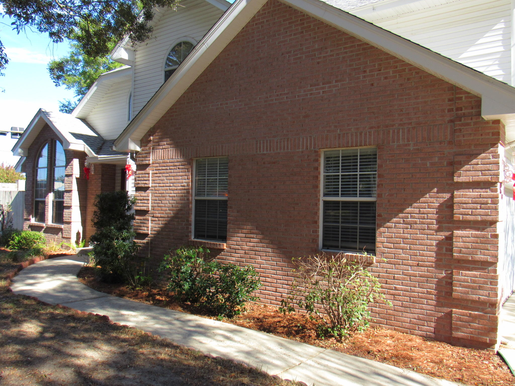 SHADY LANE - Residential