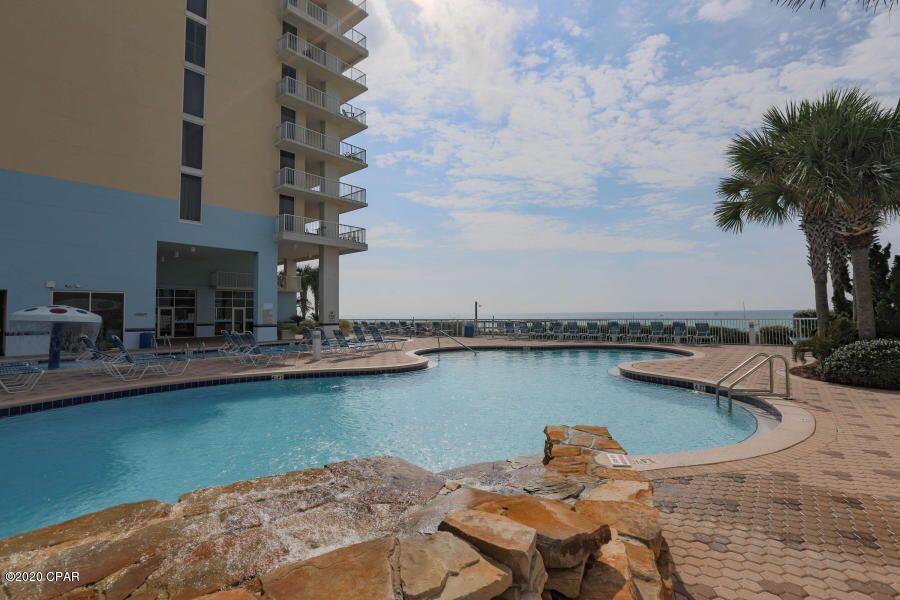 MAJESTIC BEACH TOWERS II - Residential