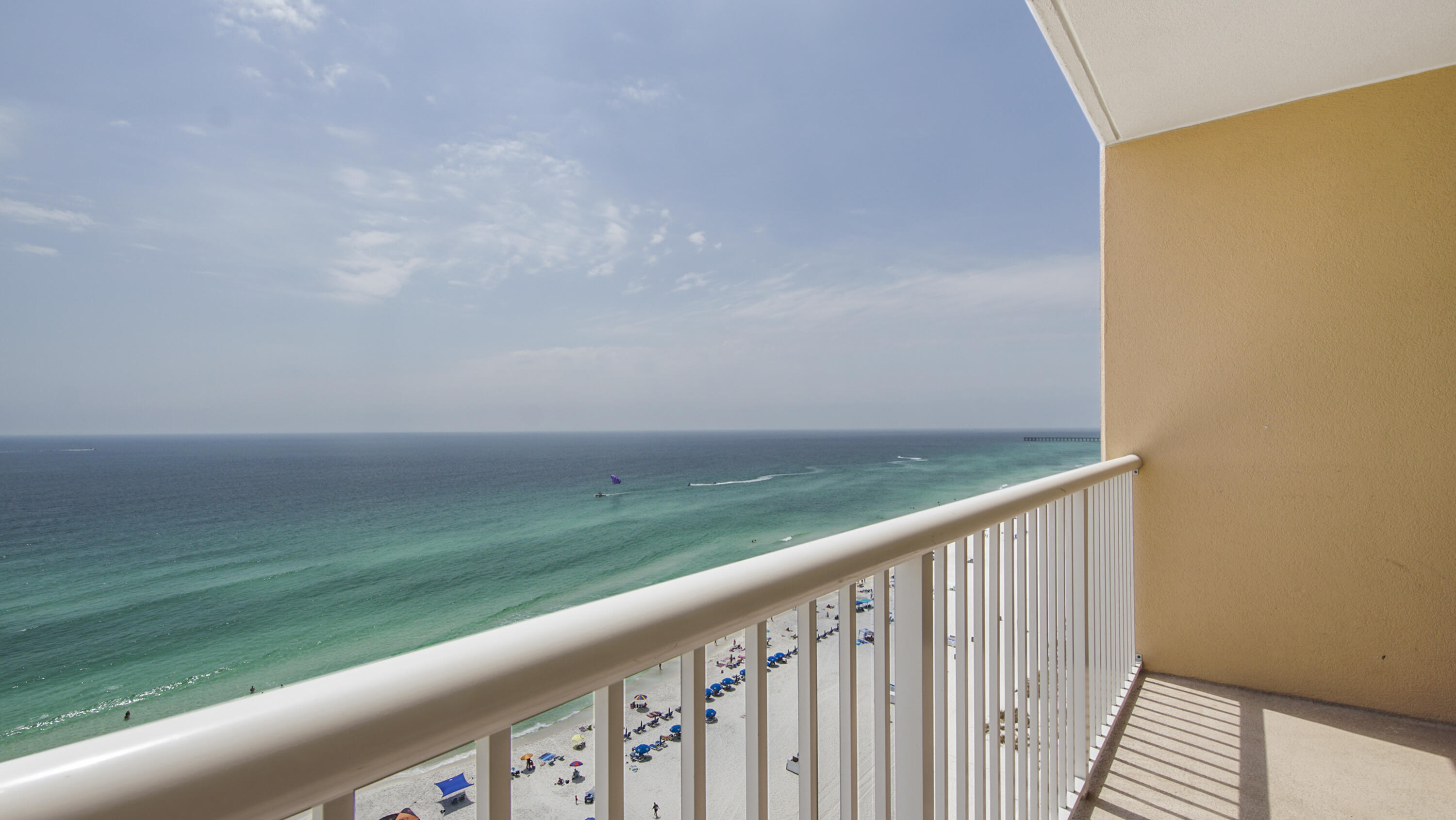 MAJESTIC BEACH TOWERS II - Residential