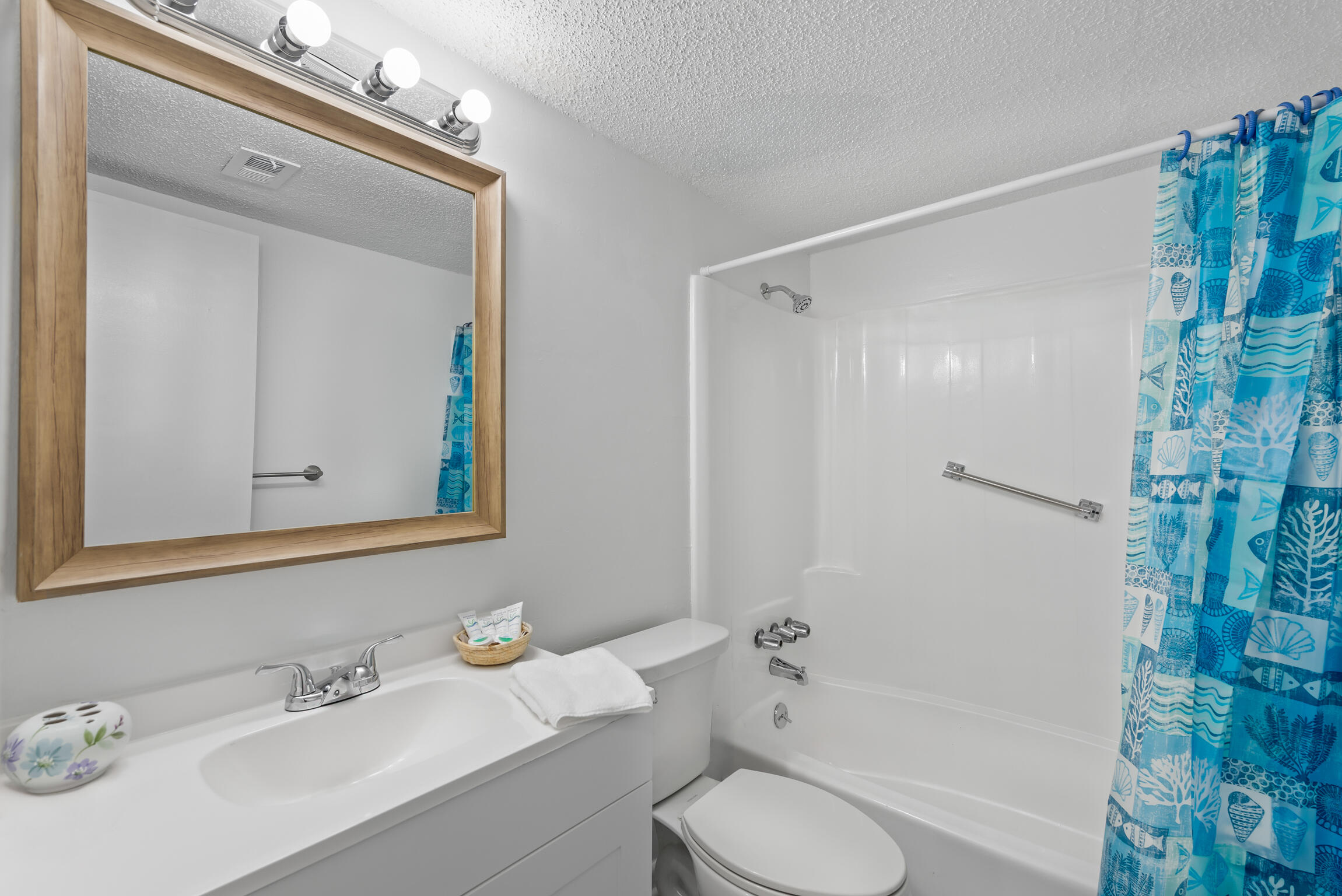 CEDARS CONDO - Residential