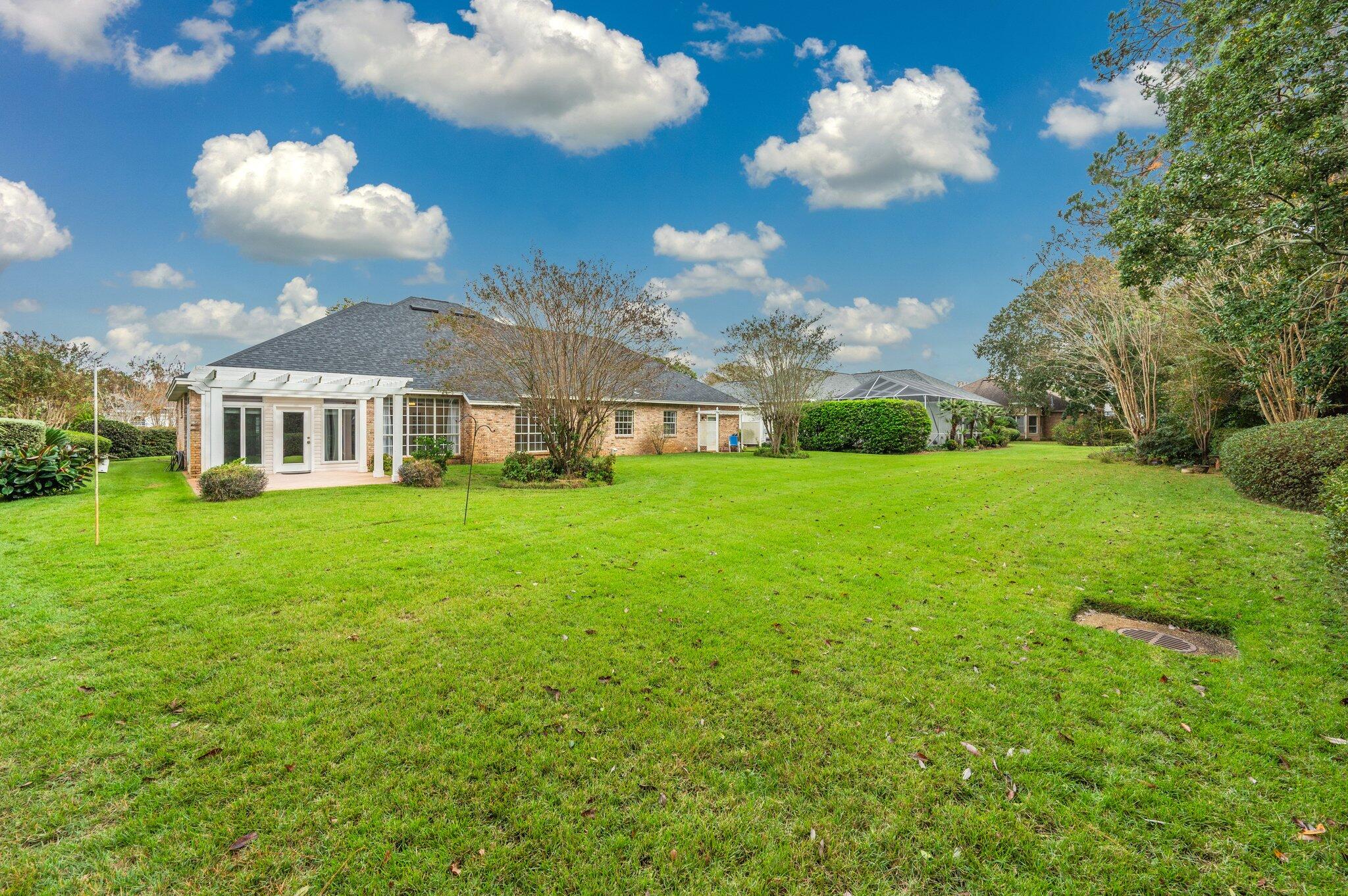 GLENLAKE PH 1 - Residential