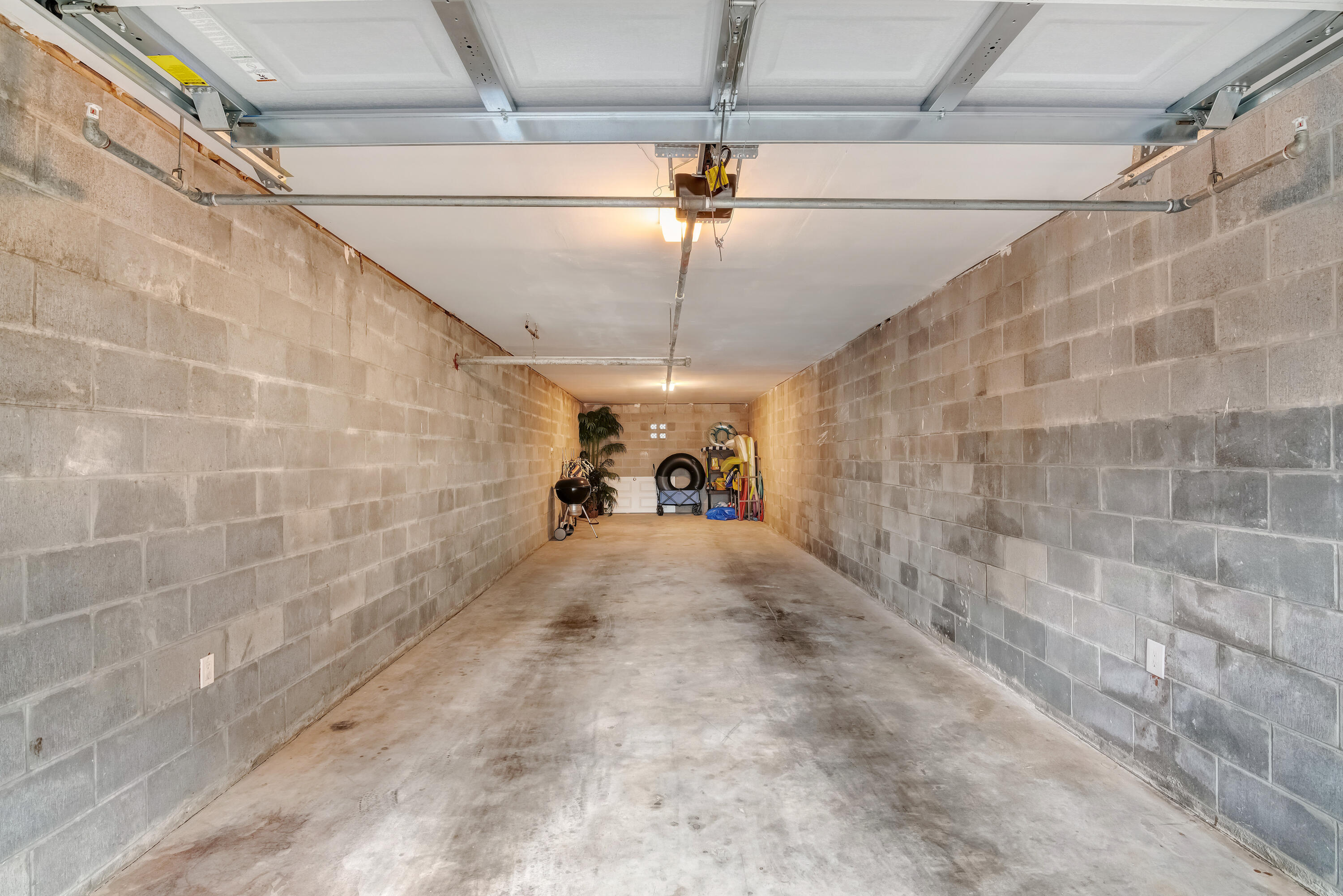 PAVILION PALMS - Residential