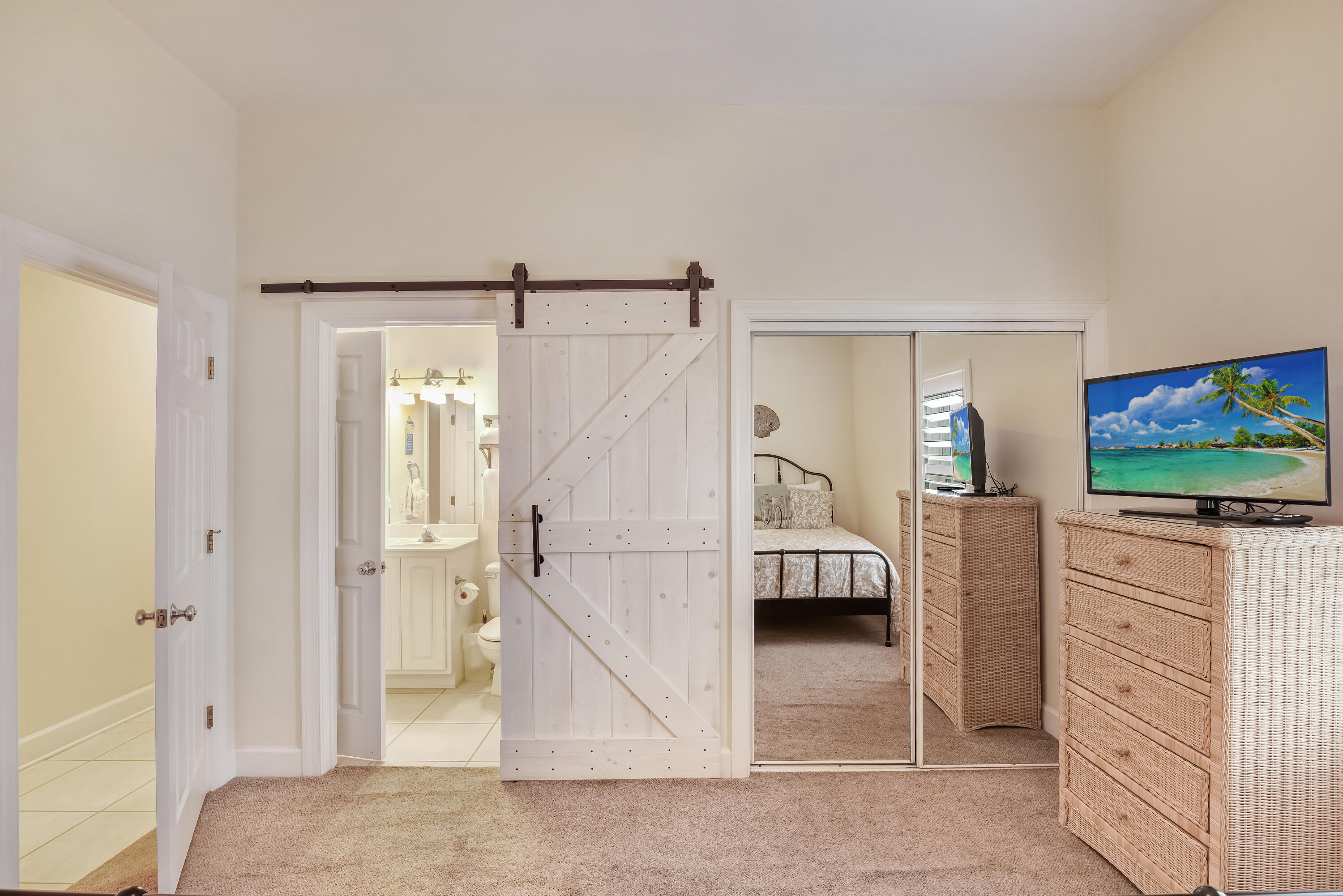 PAVILION PALMS - Residential