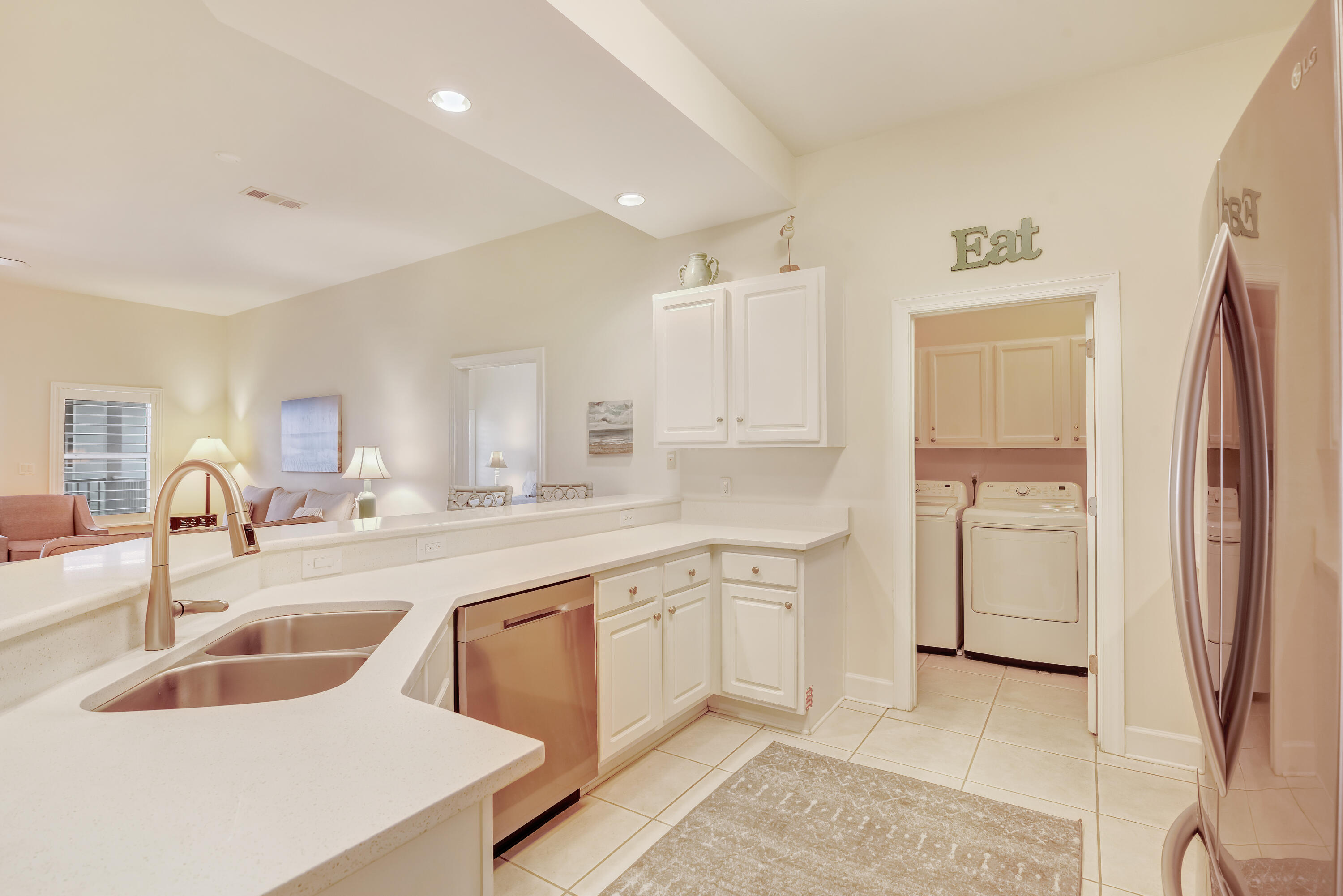 PAVILION PALMS - Residential