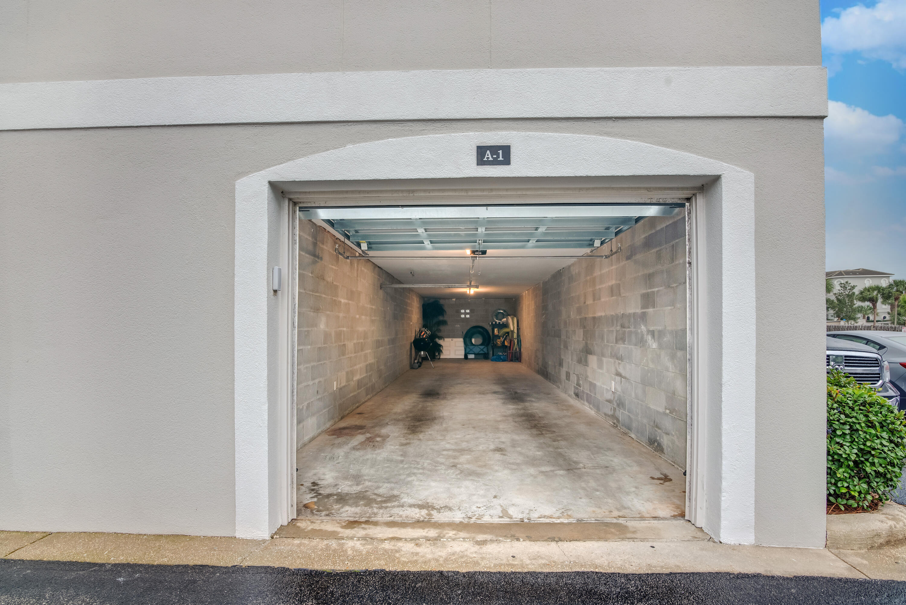 PAVILION PALMS - Residential