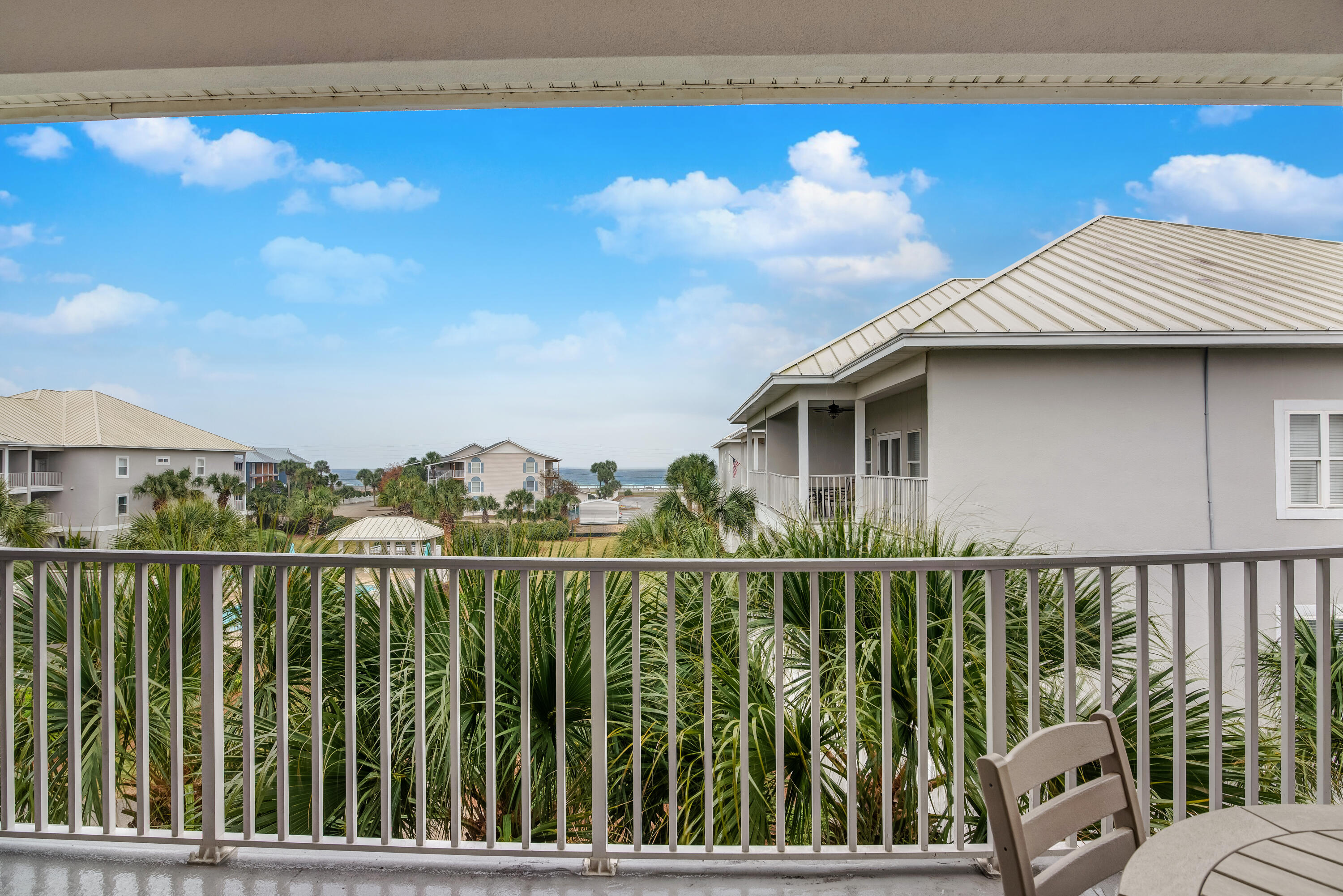 PAVILION PALMS - Residential