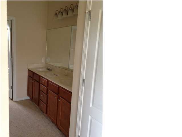 BRANDON OAKS 2ND ADD - Residential