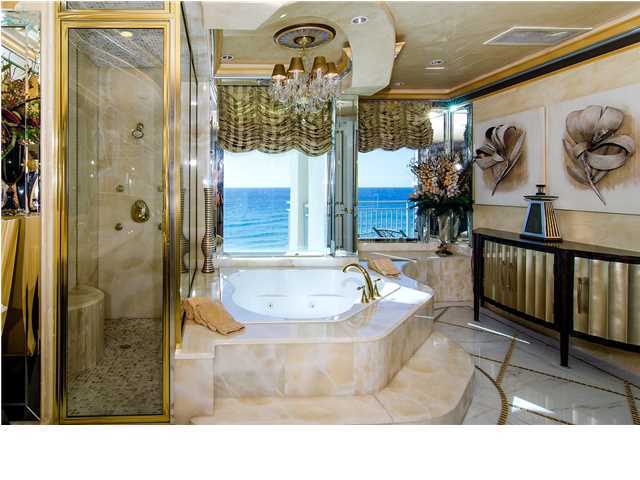 SIGNATURE BEACH - Residential