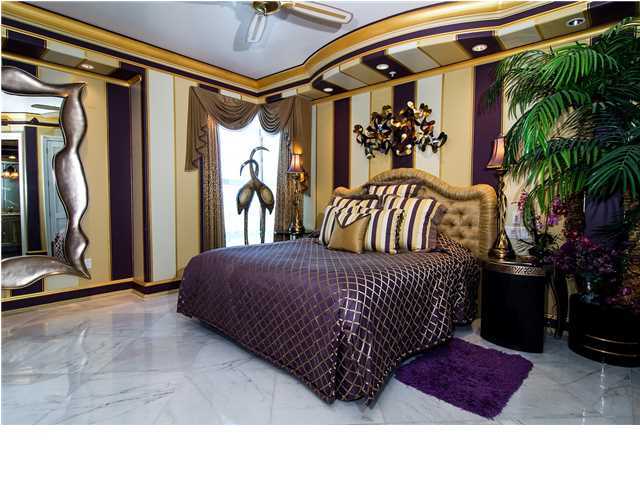 SIGNATURE BEACH - Residential