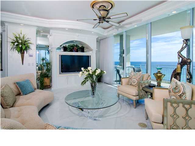 SIGNATURE BEACH - Residential