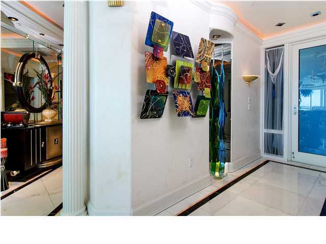 SIGNATURE BEACH - Residential