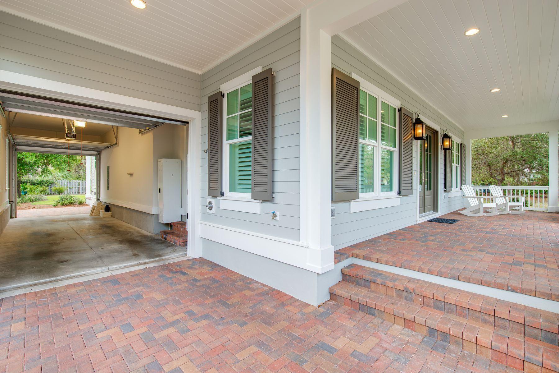 CRYSTAL LAKE PHASE I - Residential