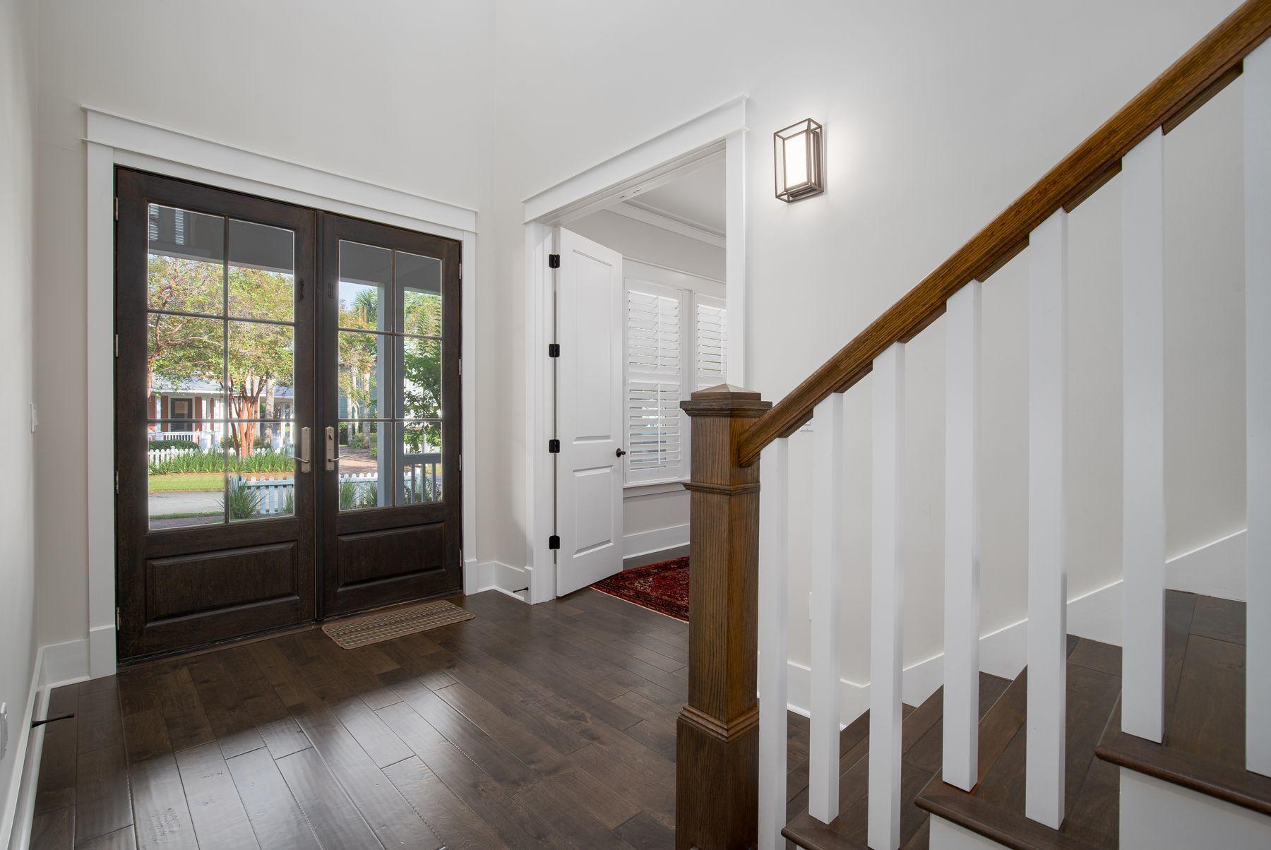 CRYSTAL LAKE PHASE I - Residential