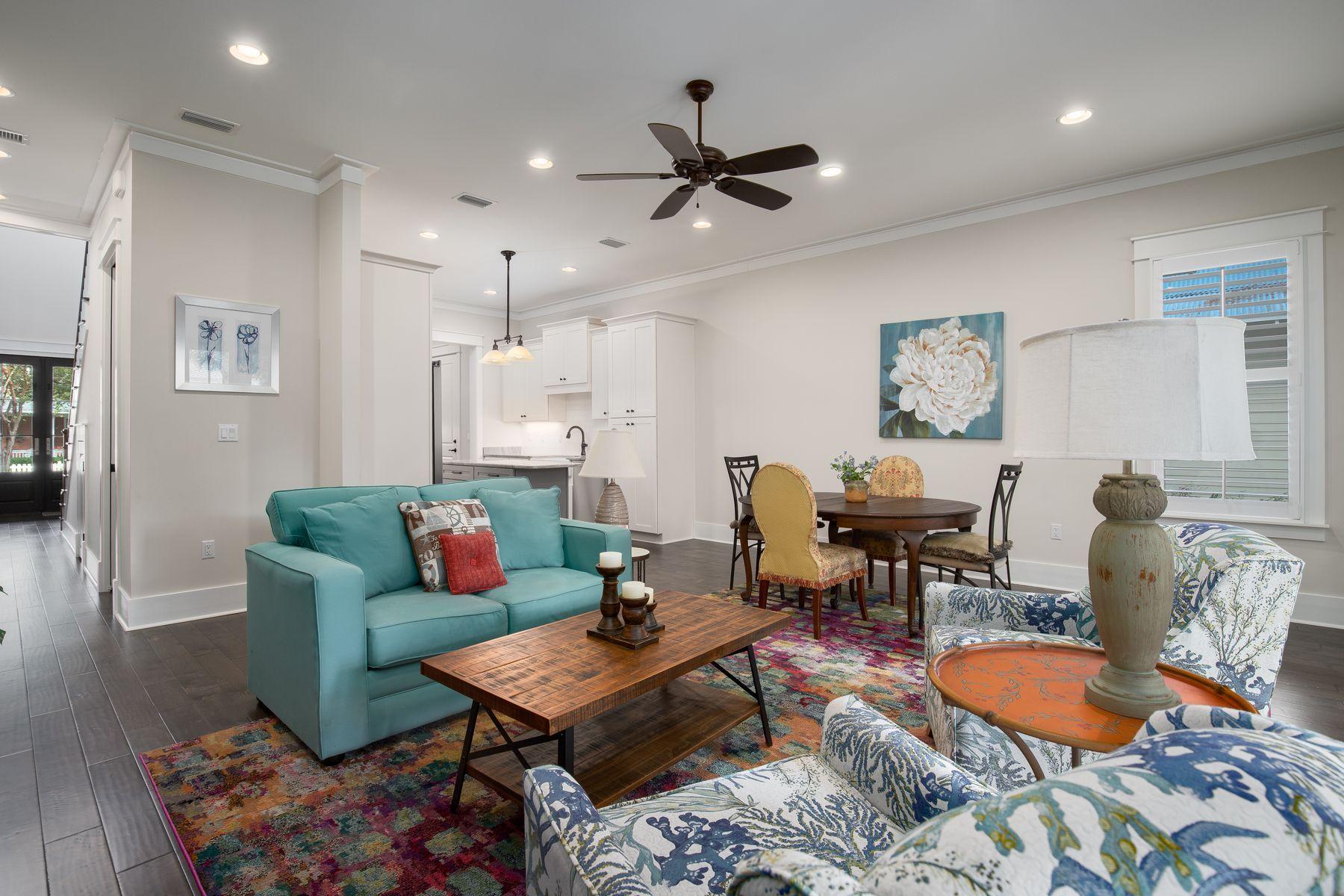 CRYSTAL LAKE PHASE I - Residential