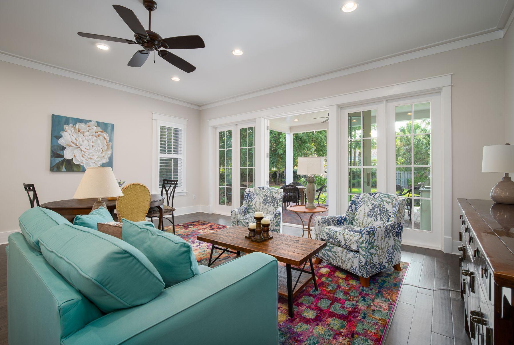 CRYSTAL LAKE PHASE I - Residential