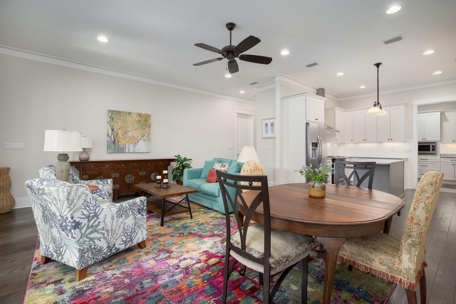 CRYSTAL LAKE PHASE I - Residential