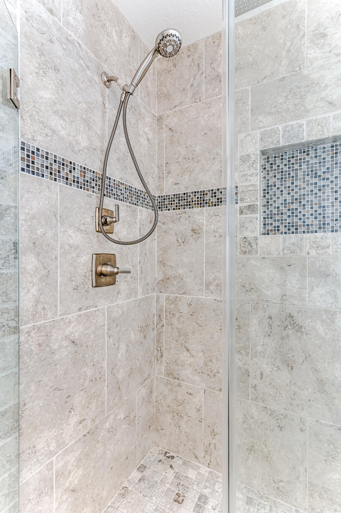 EVERGREEN SHORES 1ST ADDN - Residential