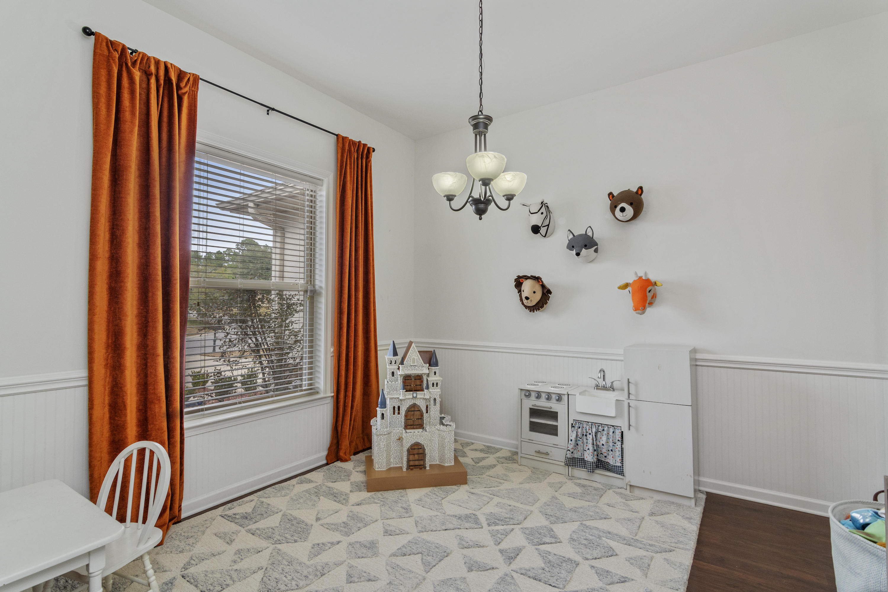 SHADOW PINES - Residential