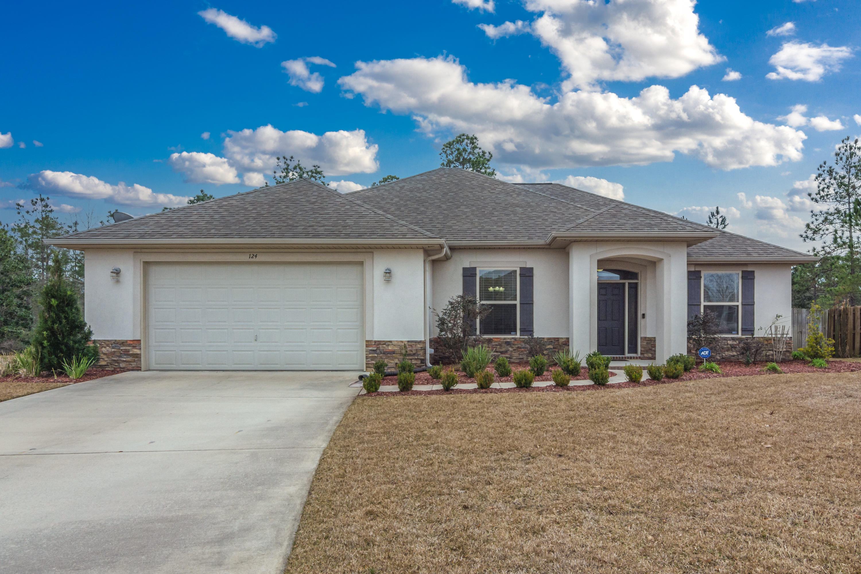 SHADOW PINES - Residential