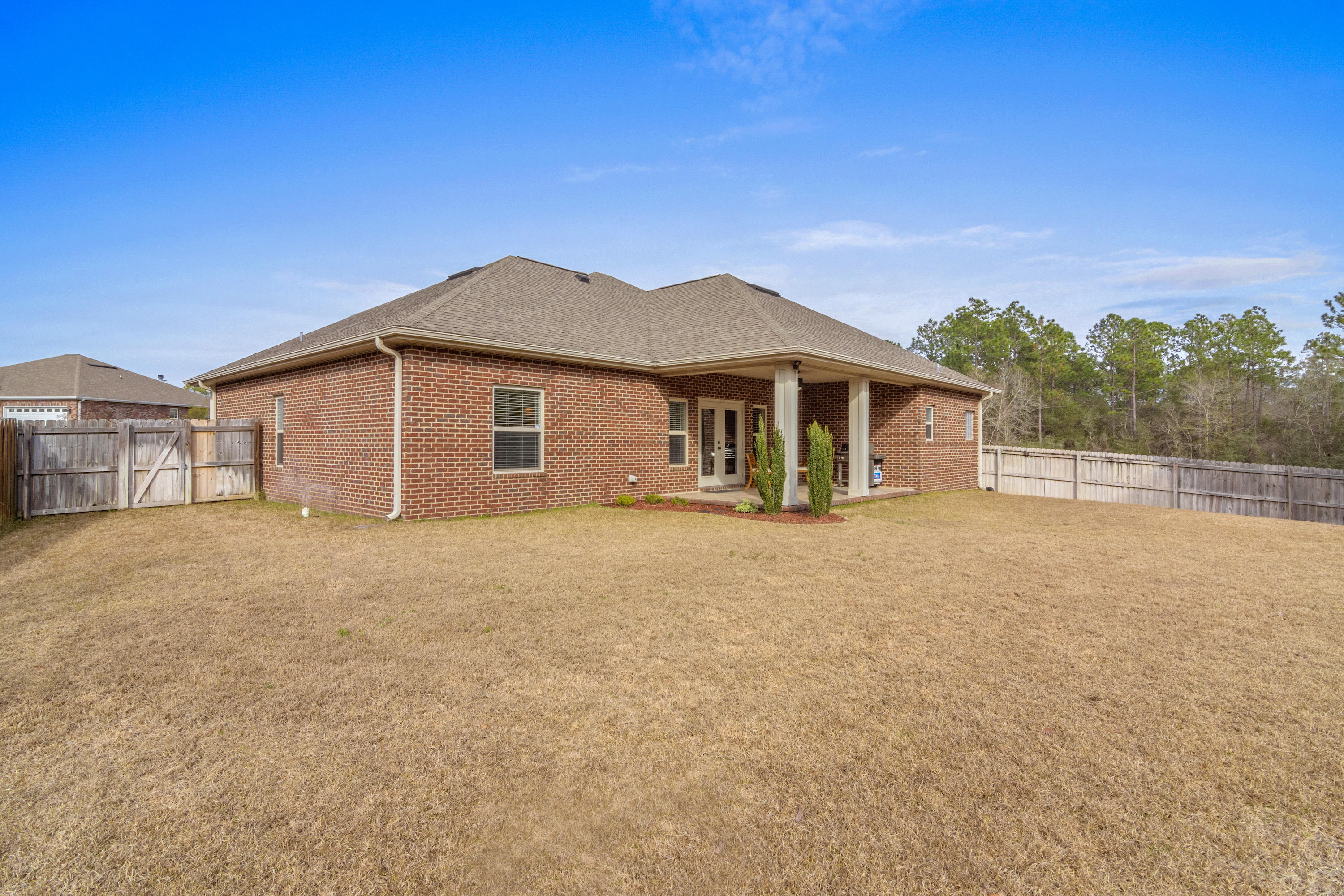 SHADOW PINES - Residential