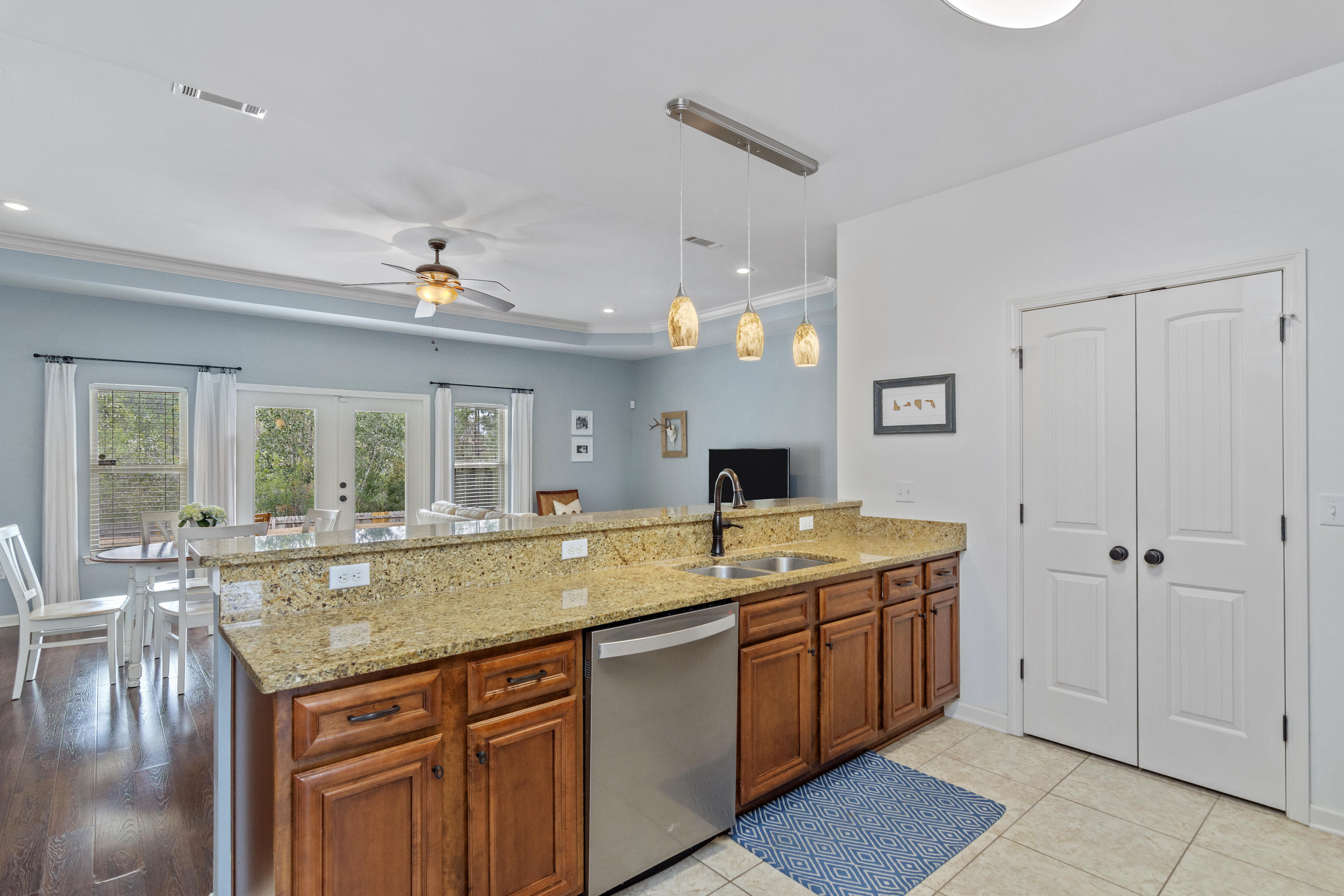 SHADOW PINES - Residential