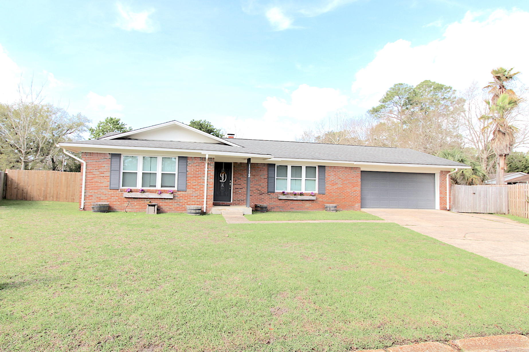 PALM ESTATES - Residential